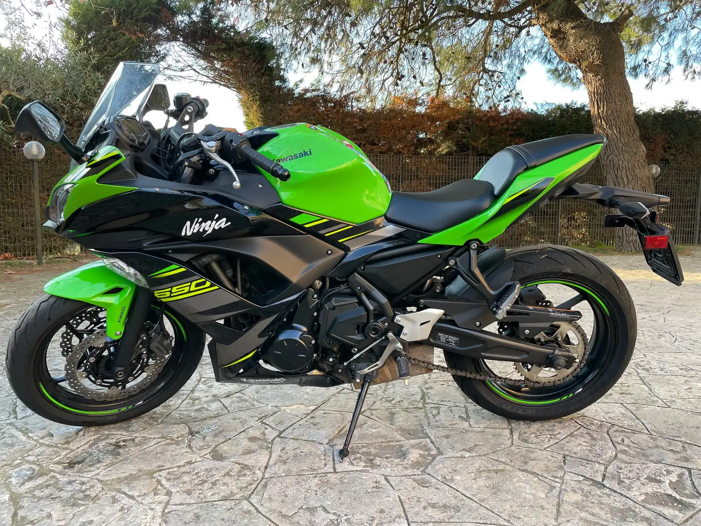 Kawasaki Ninja 650 KRT Edition 35Kw Зелений - 1