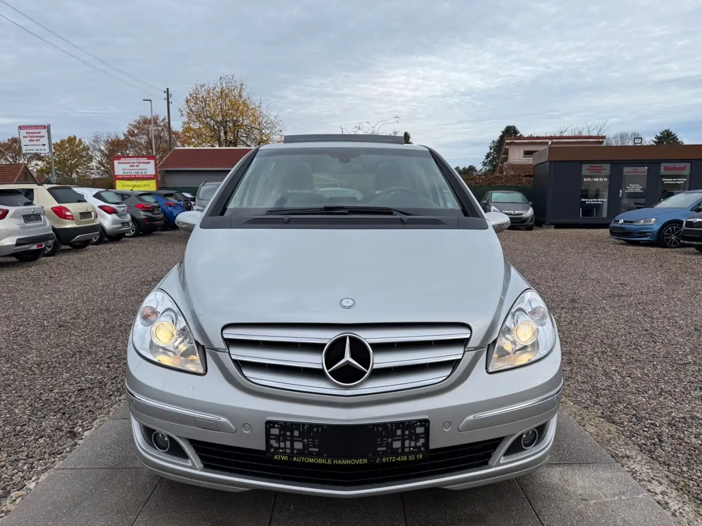 Mercedes-Benz B 170 B - Klasse Elegance Sportsitze Sportpaket Silber - 2