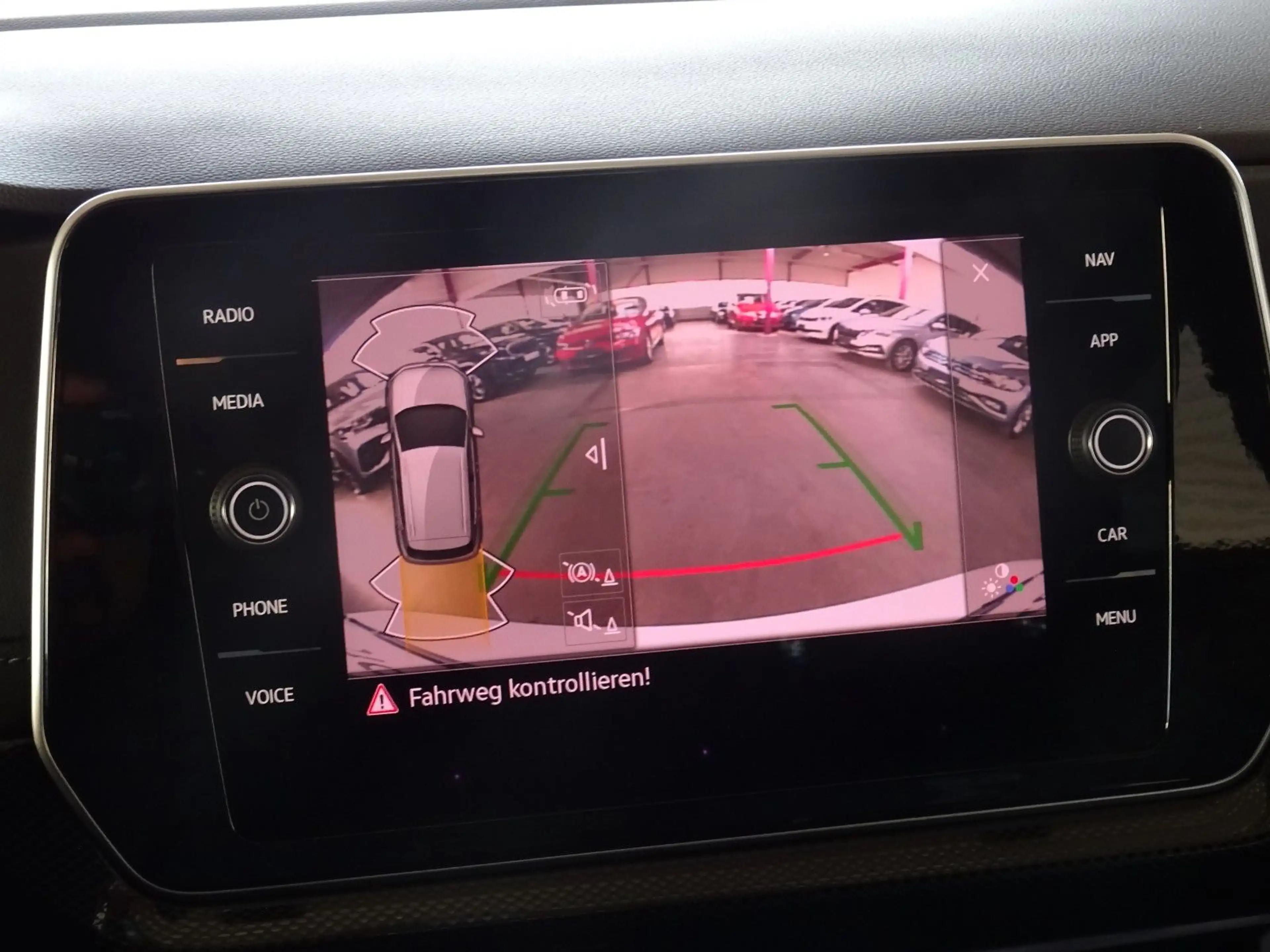 Volkswagen T-Cross T-CROSS 1.5 TSI*R-LINE*AHK*ACC*CAM*IQ MATRIX* — photo 14