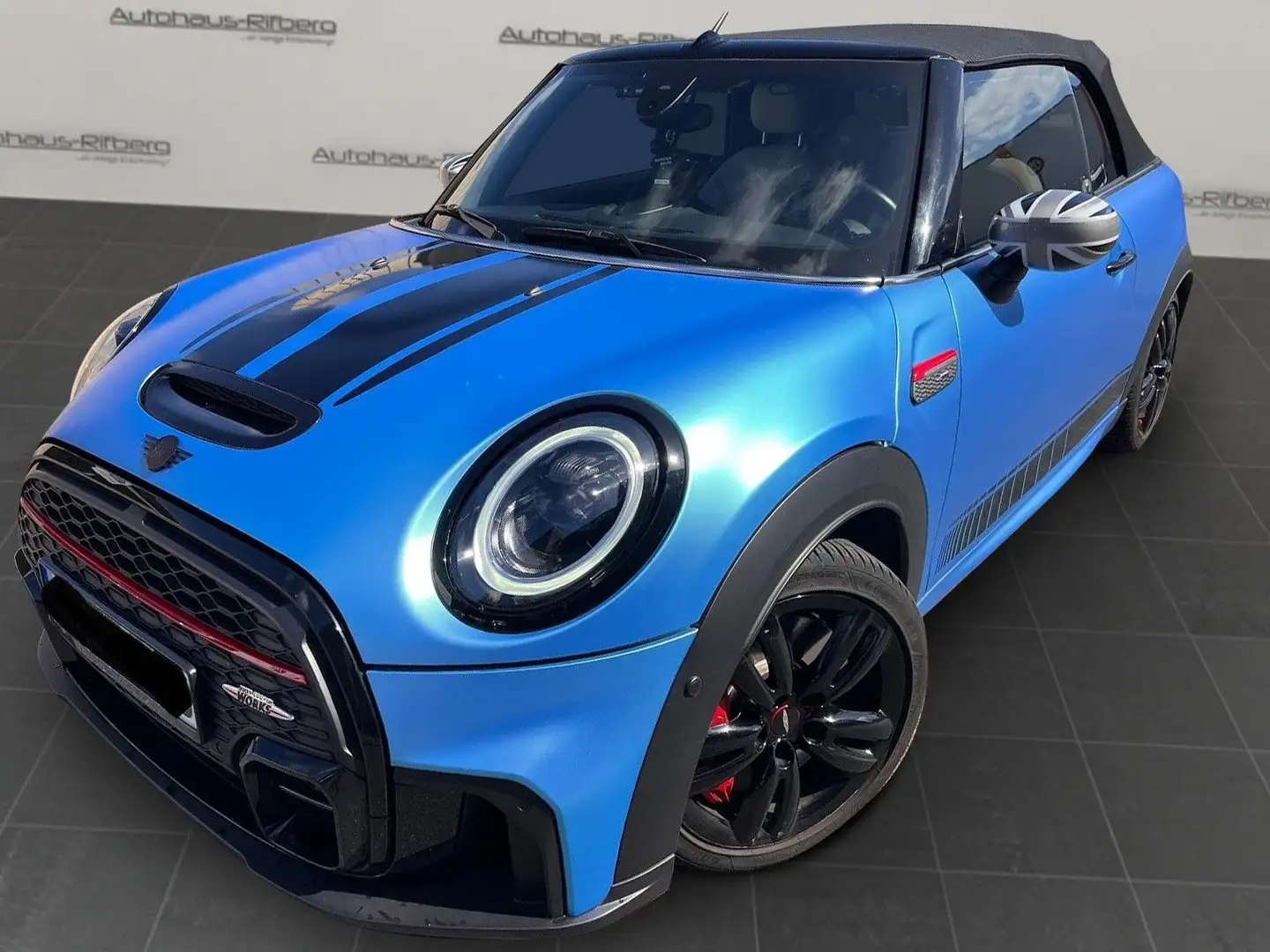 MINI John Cooper Works Cabrio 8G Trim Chilli Red Noir - 1