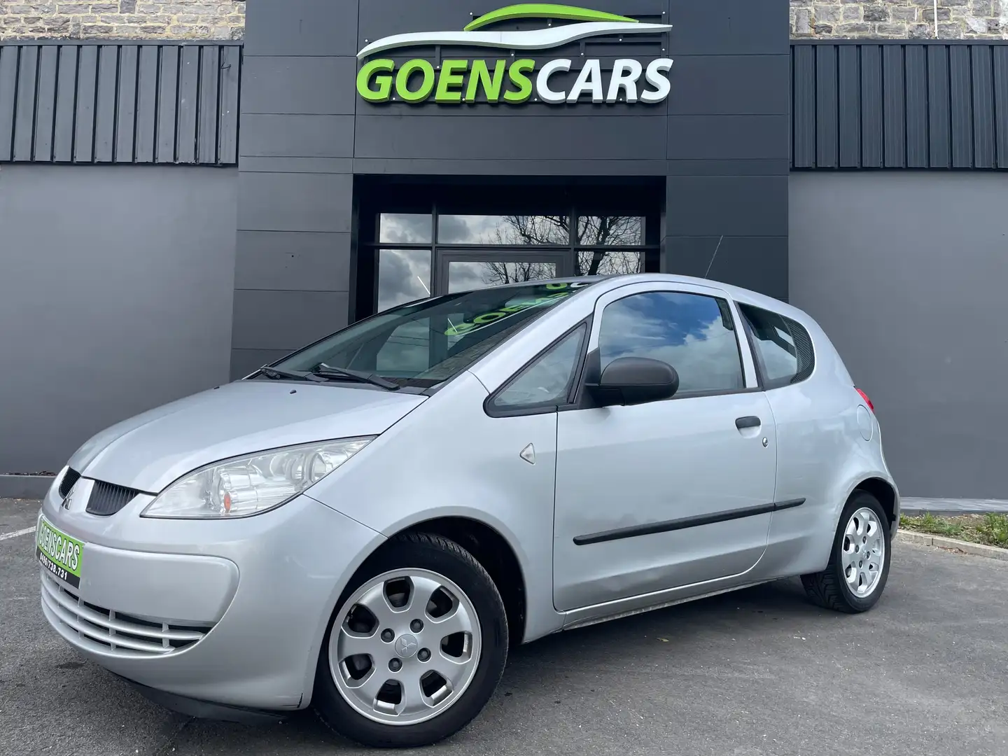 Mitsubishi Colt Colt 1.3i 16v, Radio, Clim, Garantie !! Plateado - 1