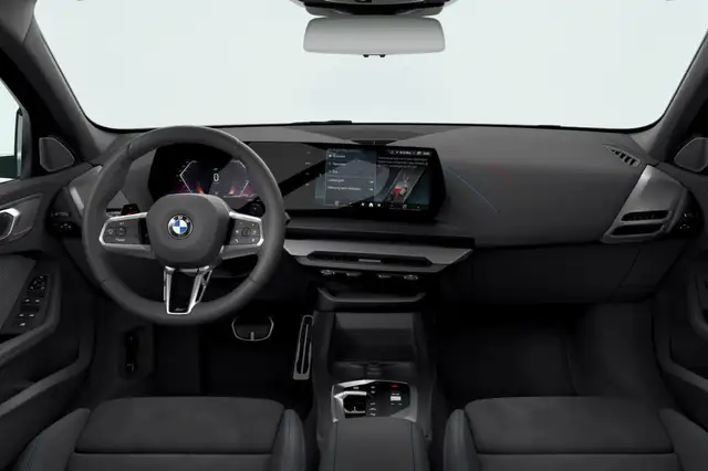 BMW 1 Series view 3