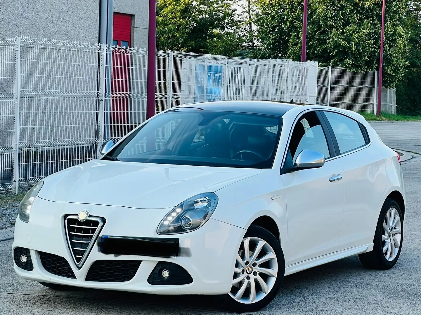 Alfa Romeo Giulietta 1.6 JTDM 1’ERMAIN EURO5 - 1