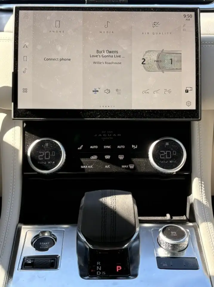 Jaguar F-Pace снимка Jaguar F-Pace