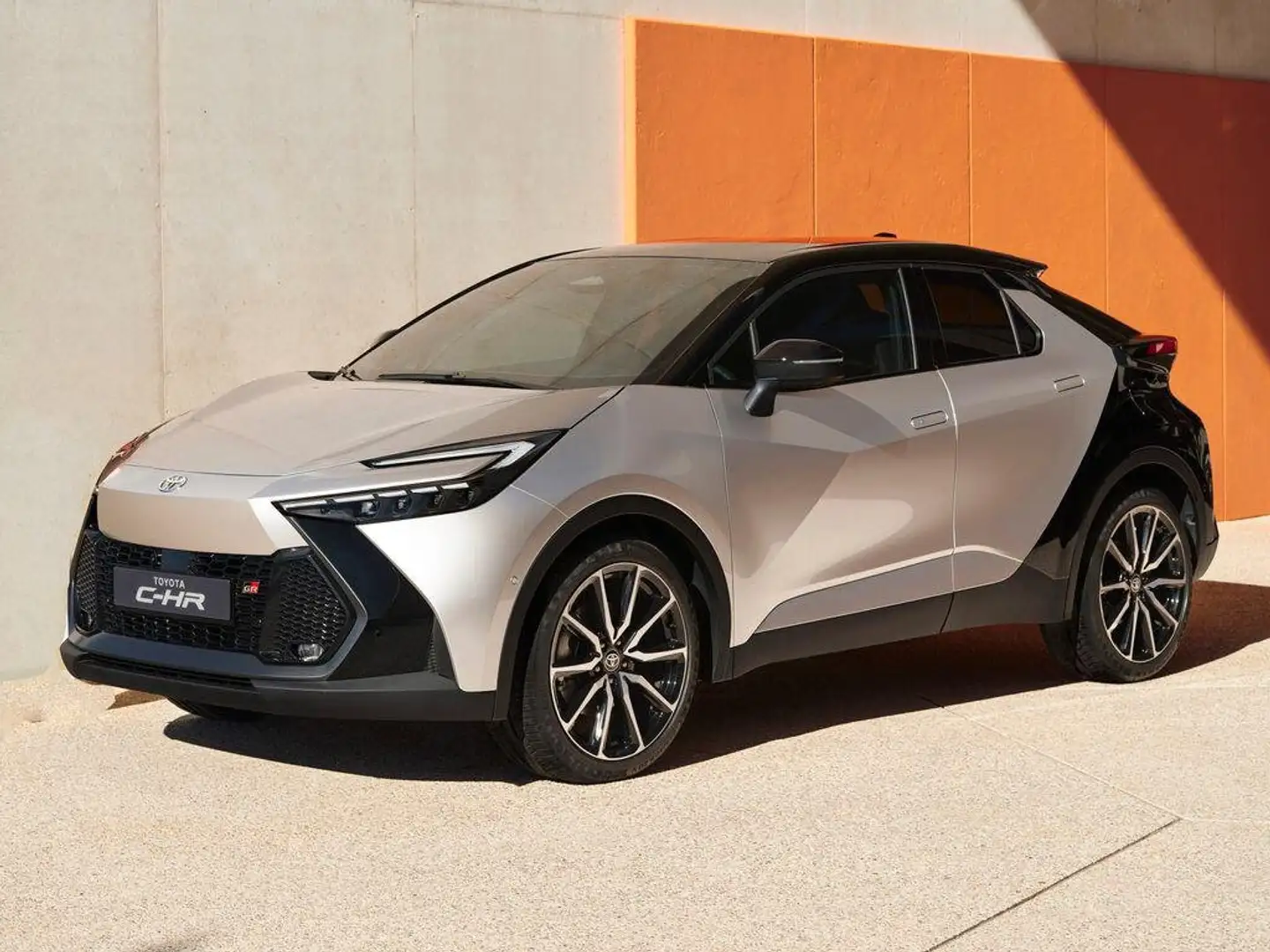 Toyota C-HR C-HR 2.0 hv Lounge Premiere fwd e-cvt Nero - 1