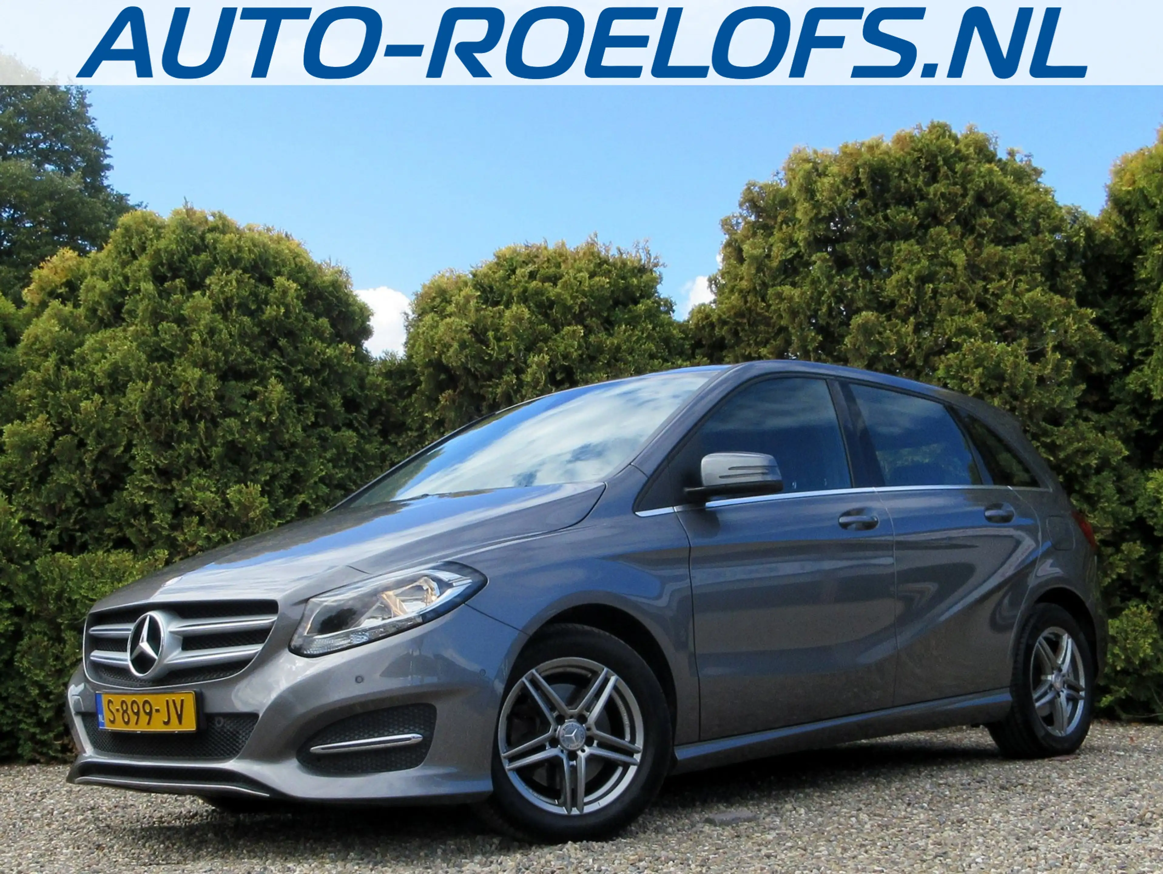 Mercedes-Benz B 180 Trekhaak * Navigatie * Camera *