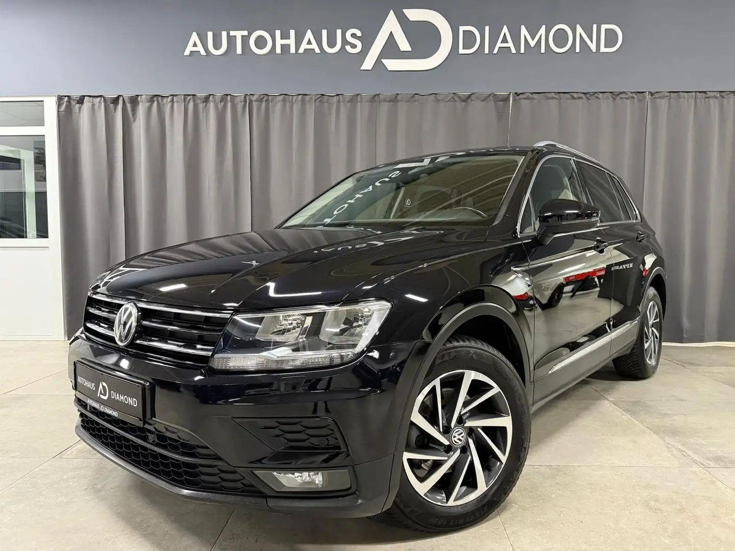 Volkswagen Tiguan Sound* DSG * TEMPOMAT * NAVI * Schwarz - 2
