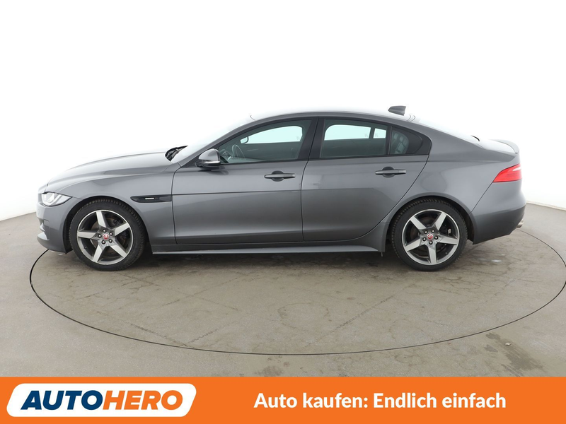 Jaguar XE 20d R-Sport Aut.*NAVI*CAM*BiXENON*TEMPO*ALU* — photo 3
