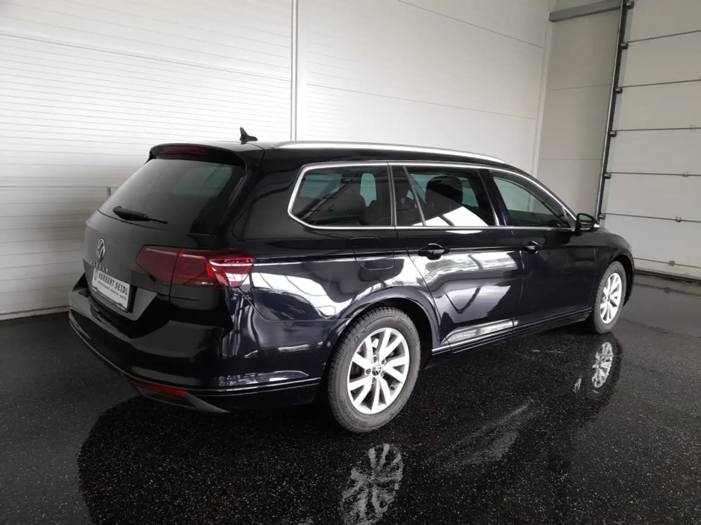 Volkswagen Passat Variant BUSINESS 2,0 TDI DSG *MATRIX-LED / NAVI / AHV & KAMERA / ACC / SPORT MASSAGESITZ / TRAVEL ASSIST* Schwarz - 2
