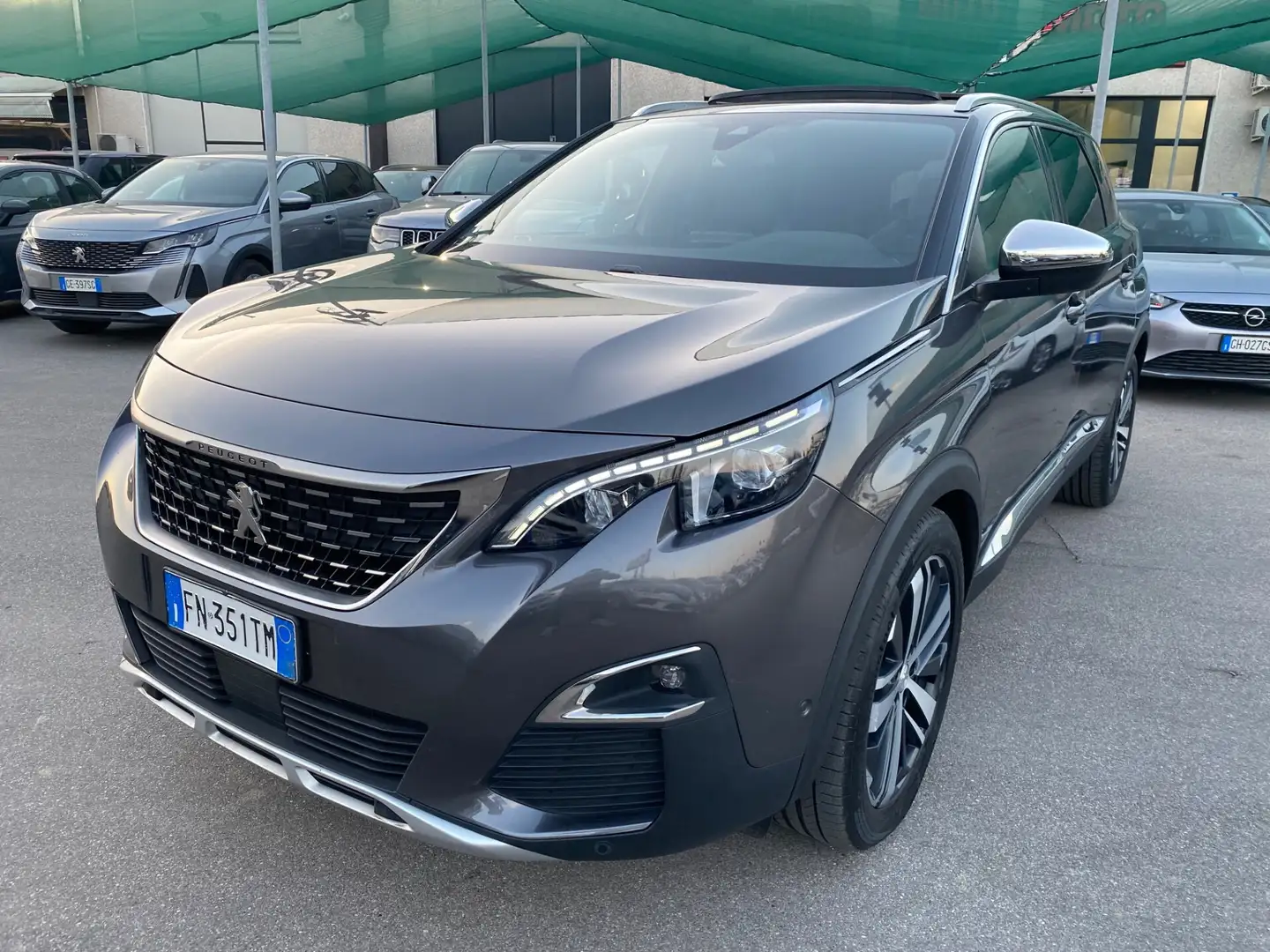Peugeot 5008 BlueHDi 180 S&S EAT8 GT Grigio - 1