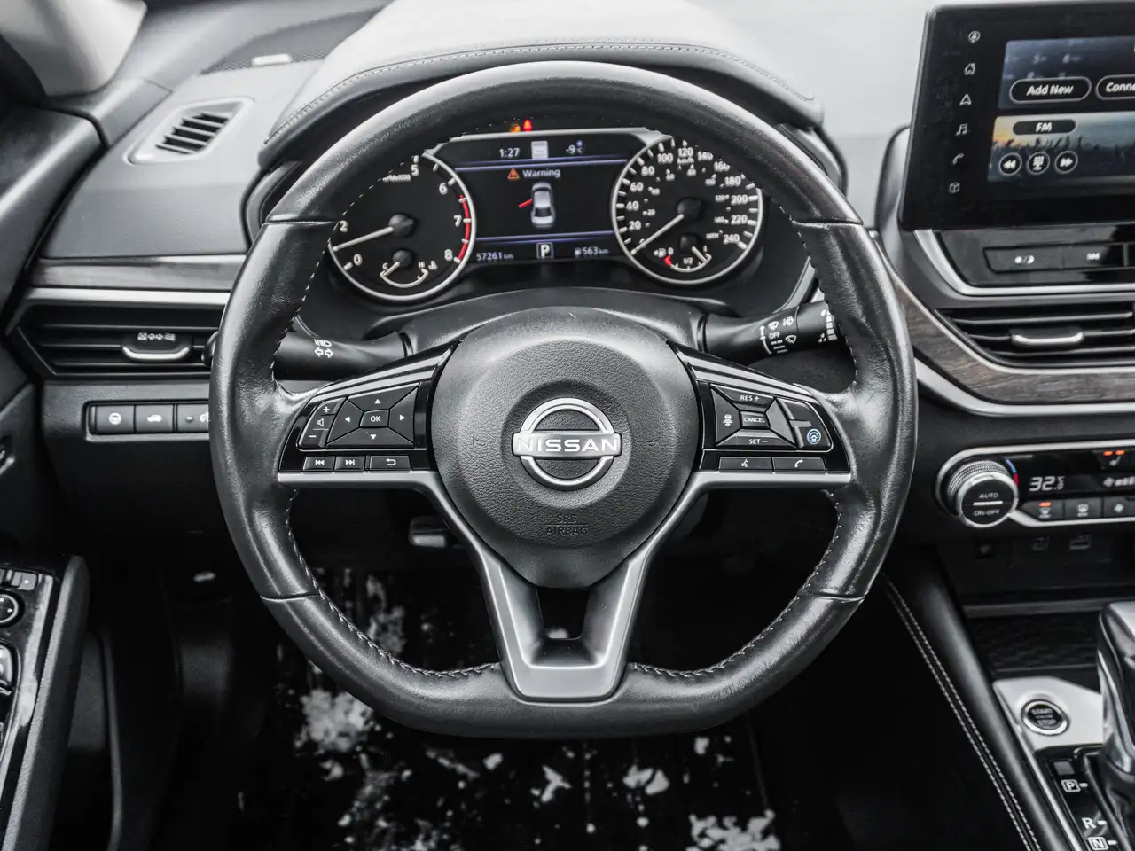 Nissan Altima снимка Nissan Altima