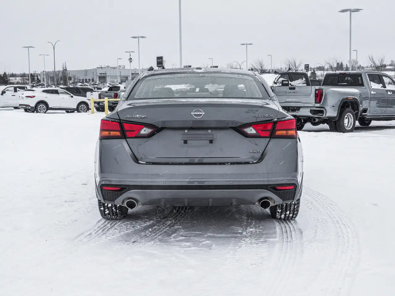 Nissan Altima снимка Nissan Altima