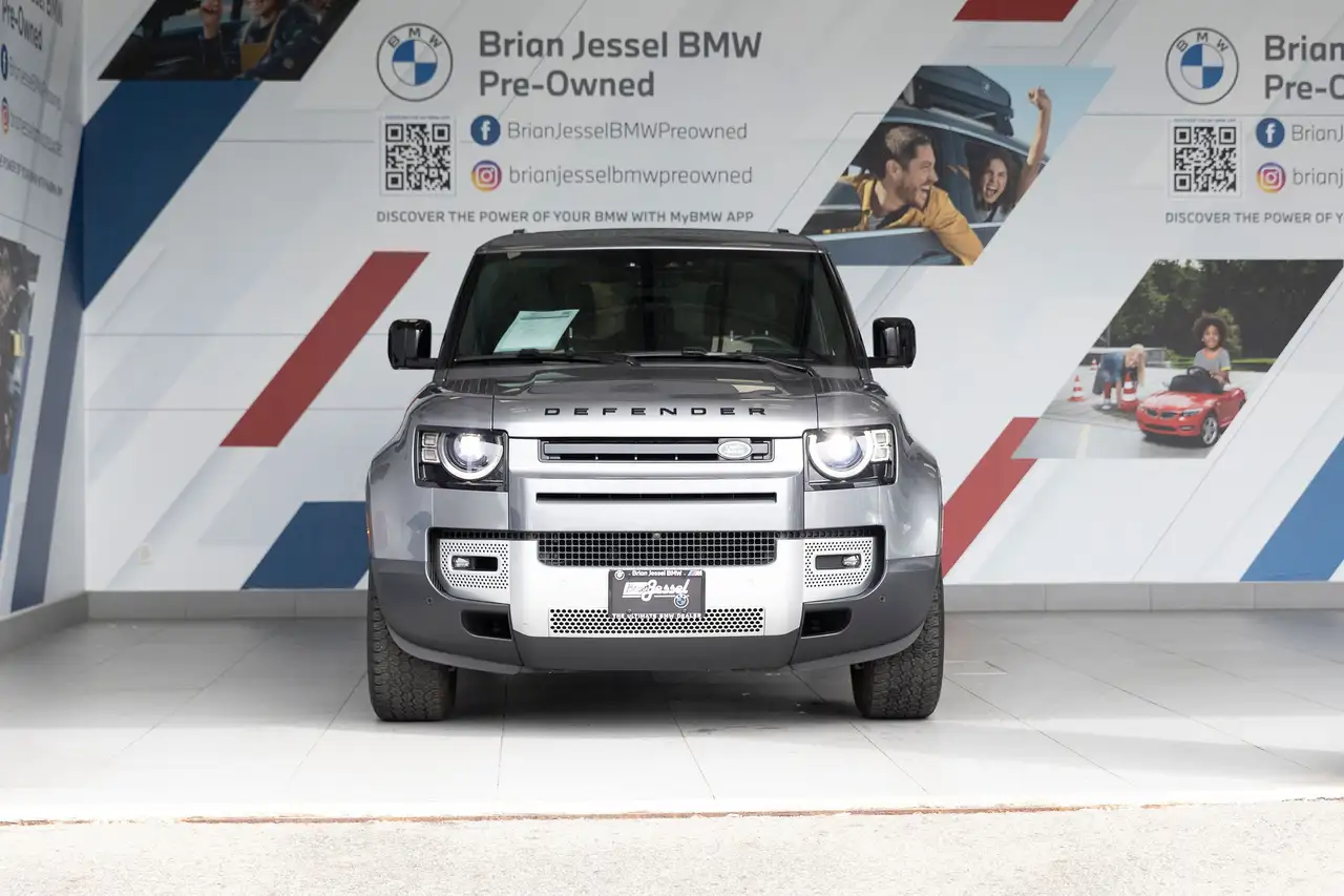 Land Rover Defender снимка Land Rover Defender