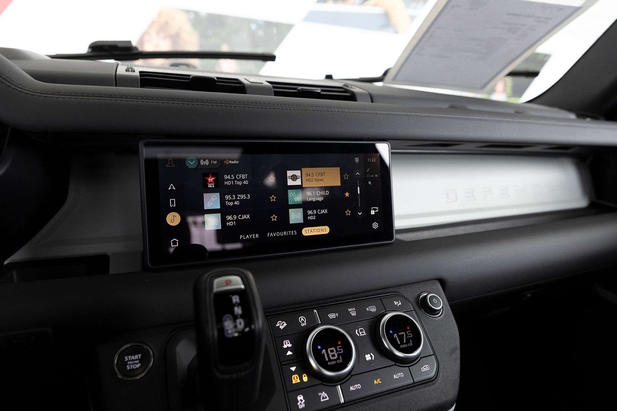 2024 Land Rover Defender 90 P300 S - Advanced Off-Road Package thumb 22
