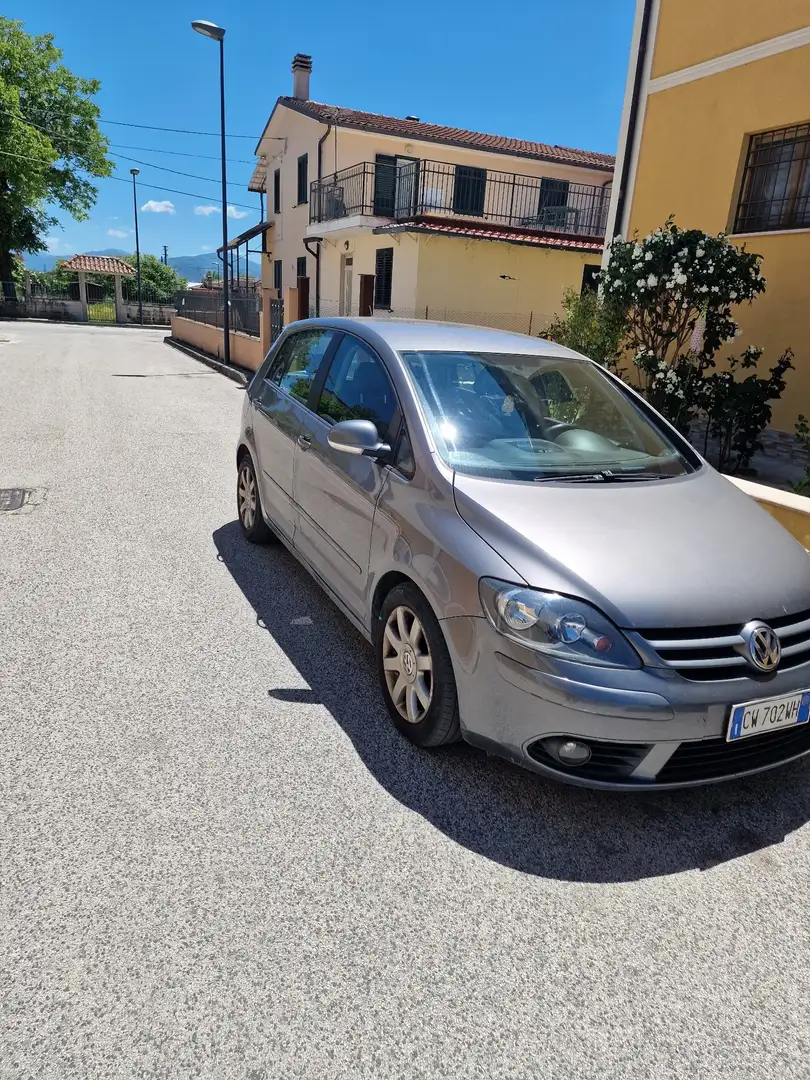 Volkswagen Golf Plus 5p 1.6 Highline 105cv - 2