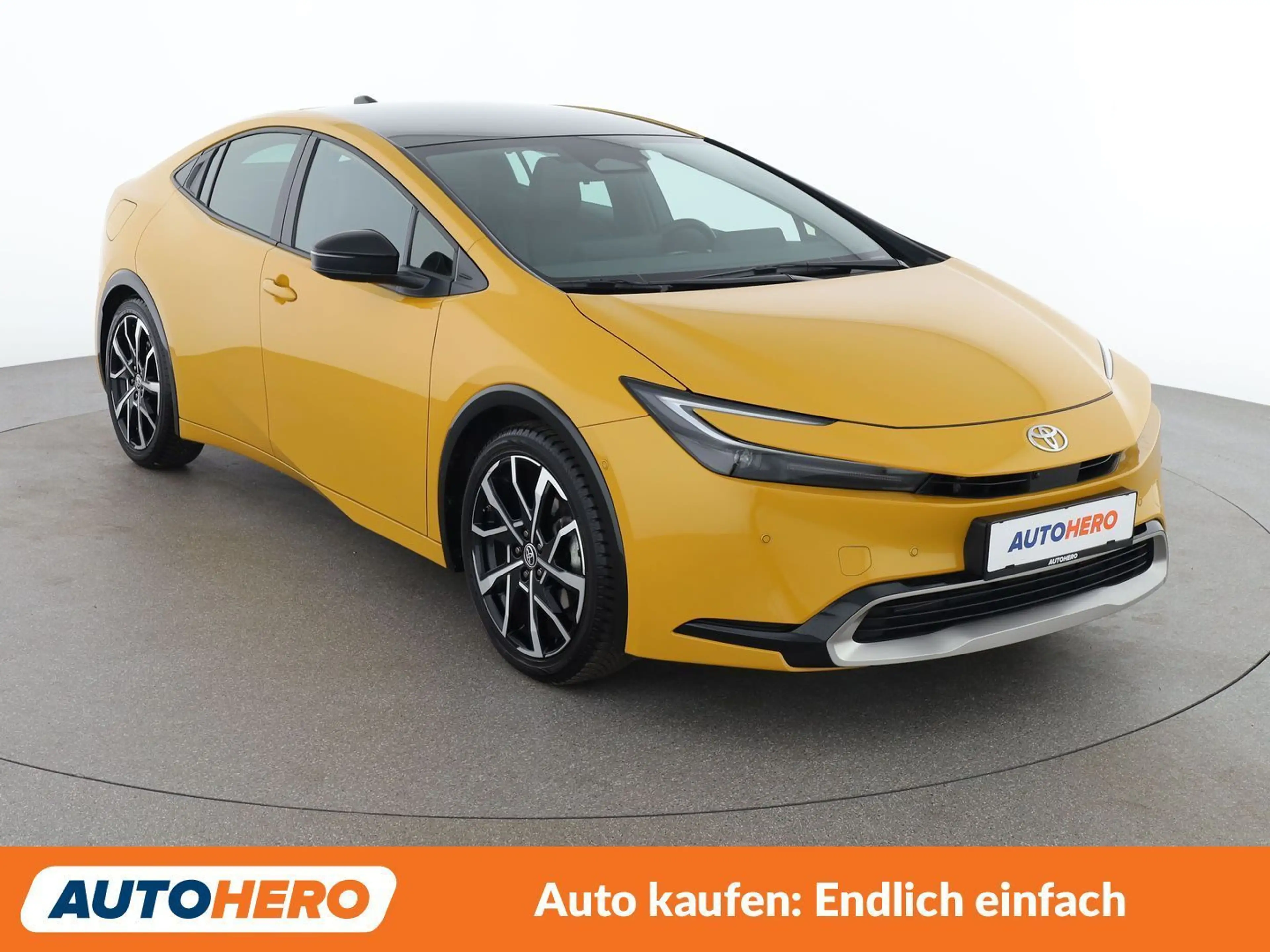 Toyota Prius 2.0 Plug-in Hybrid Executive — photo 8