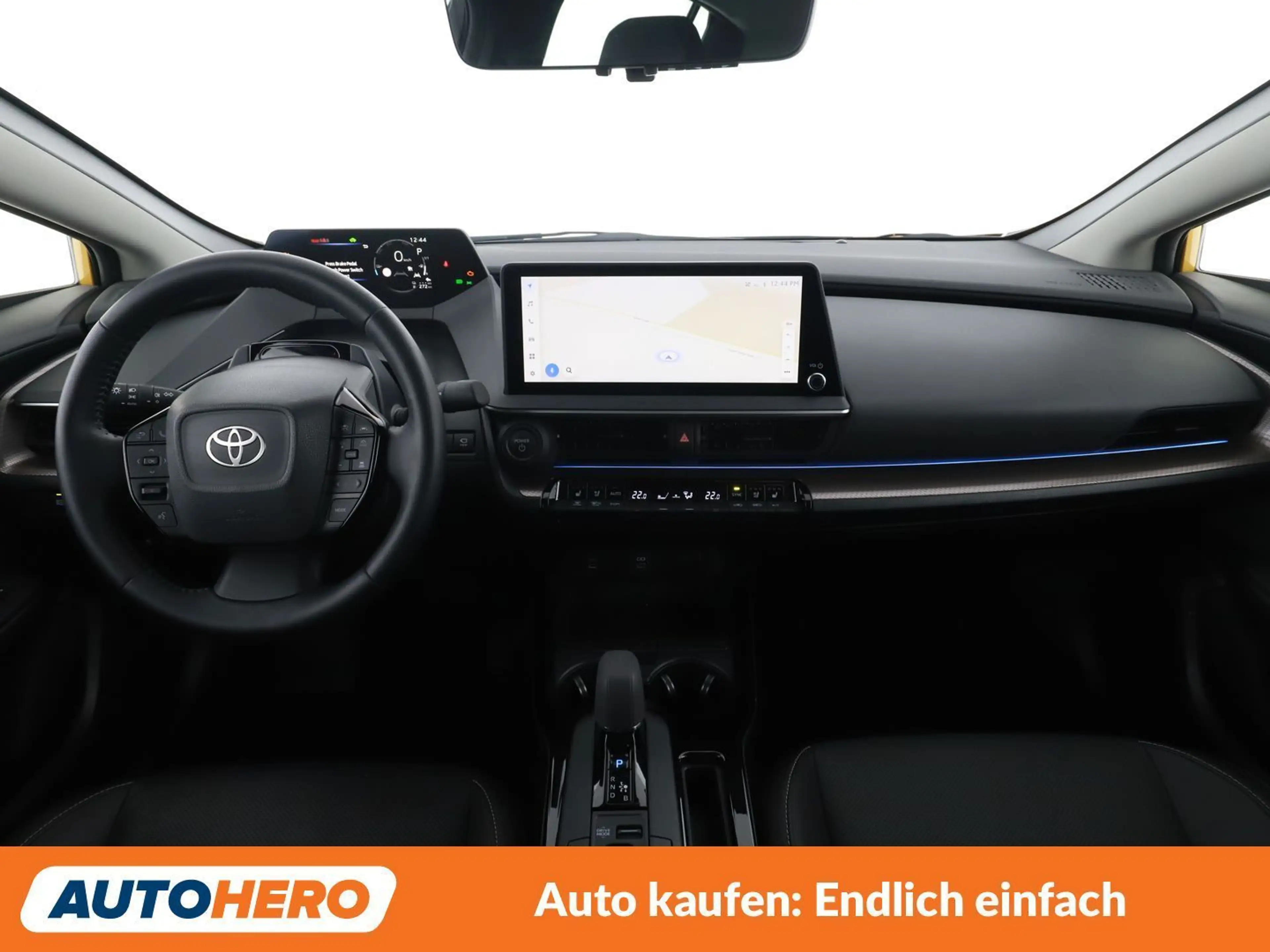 Toyota Prius 2.0 Plug-in Hybrid Executive — photo 12