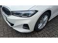 BMW 318 d AHK Sportsitze AdLED ParkAss Hifi El.Heckklappe Weiß - thumbnail 3