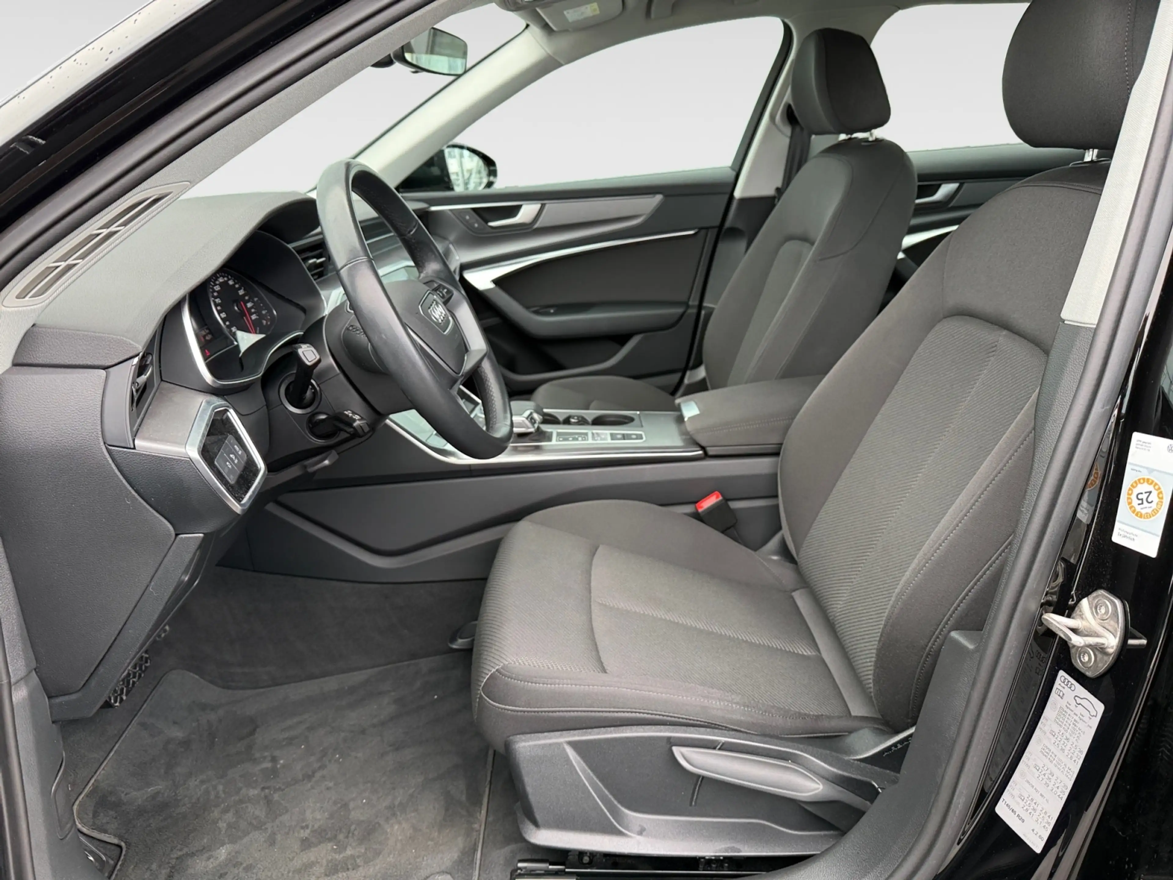 Audi A6 Avant 2.0 TDI Navi LED GRA — photo 7