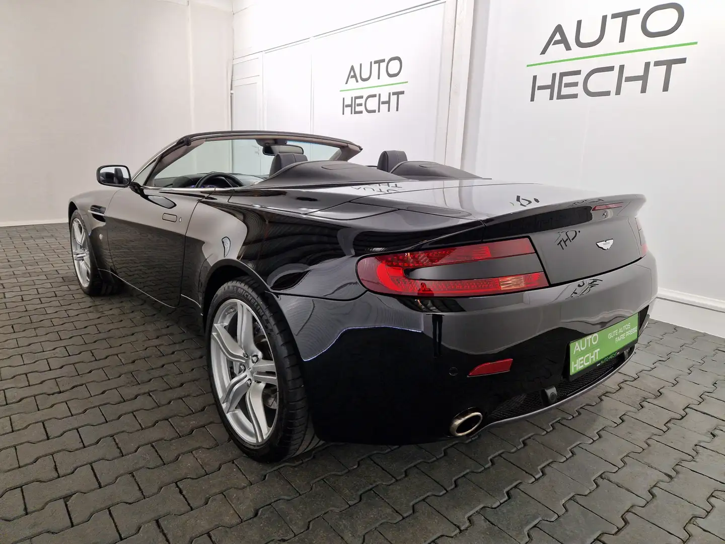 Aston Martin V8 4,7 Roadster, deutsches Fzg, wenig KM Negro - 2