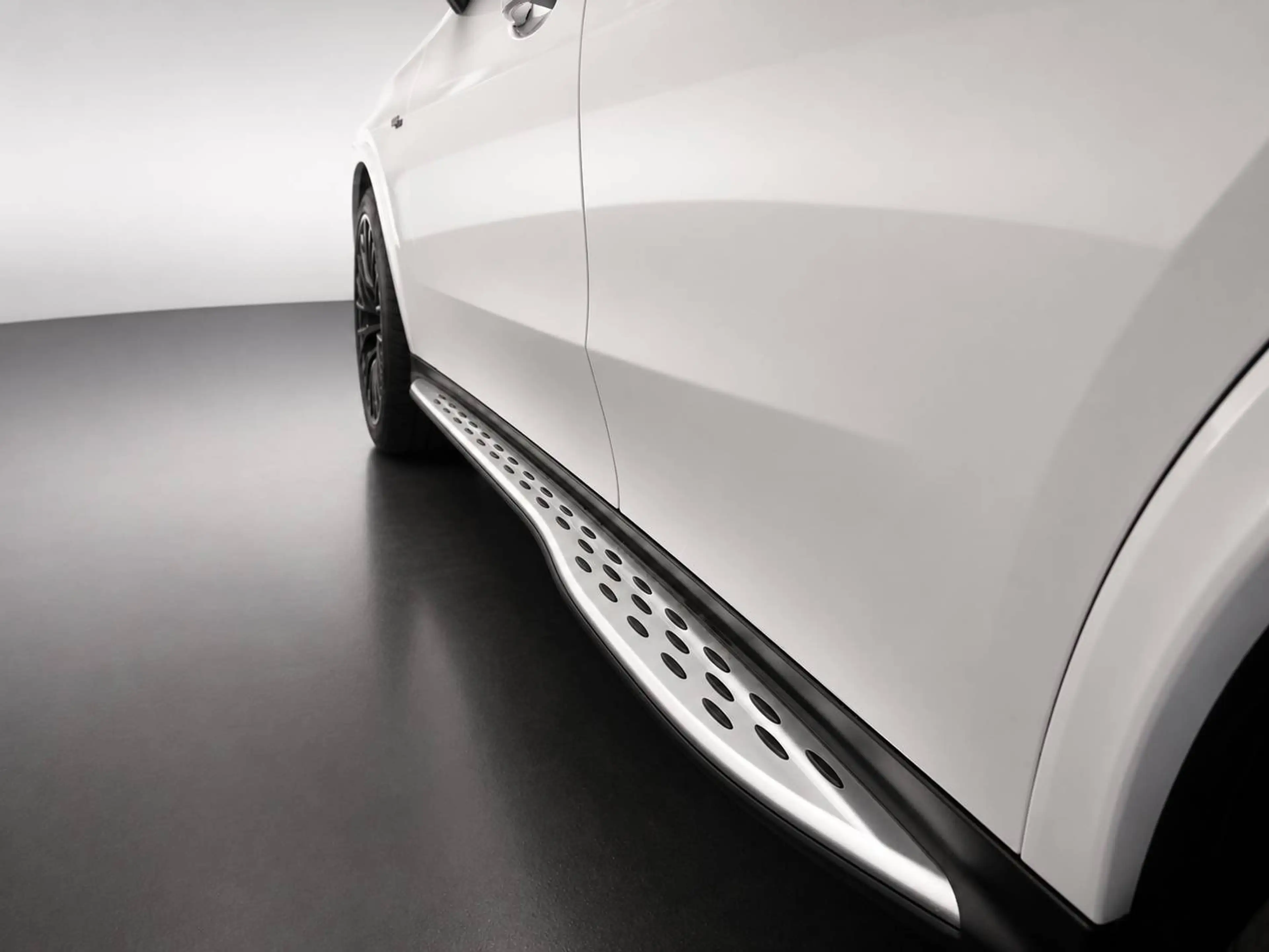 Mercedes-Benz GLC 43 AMG GLC 4Matic SPEEDSHIFT MCT 9G Line Premium — photo 14