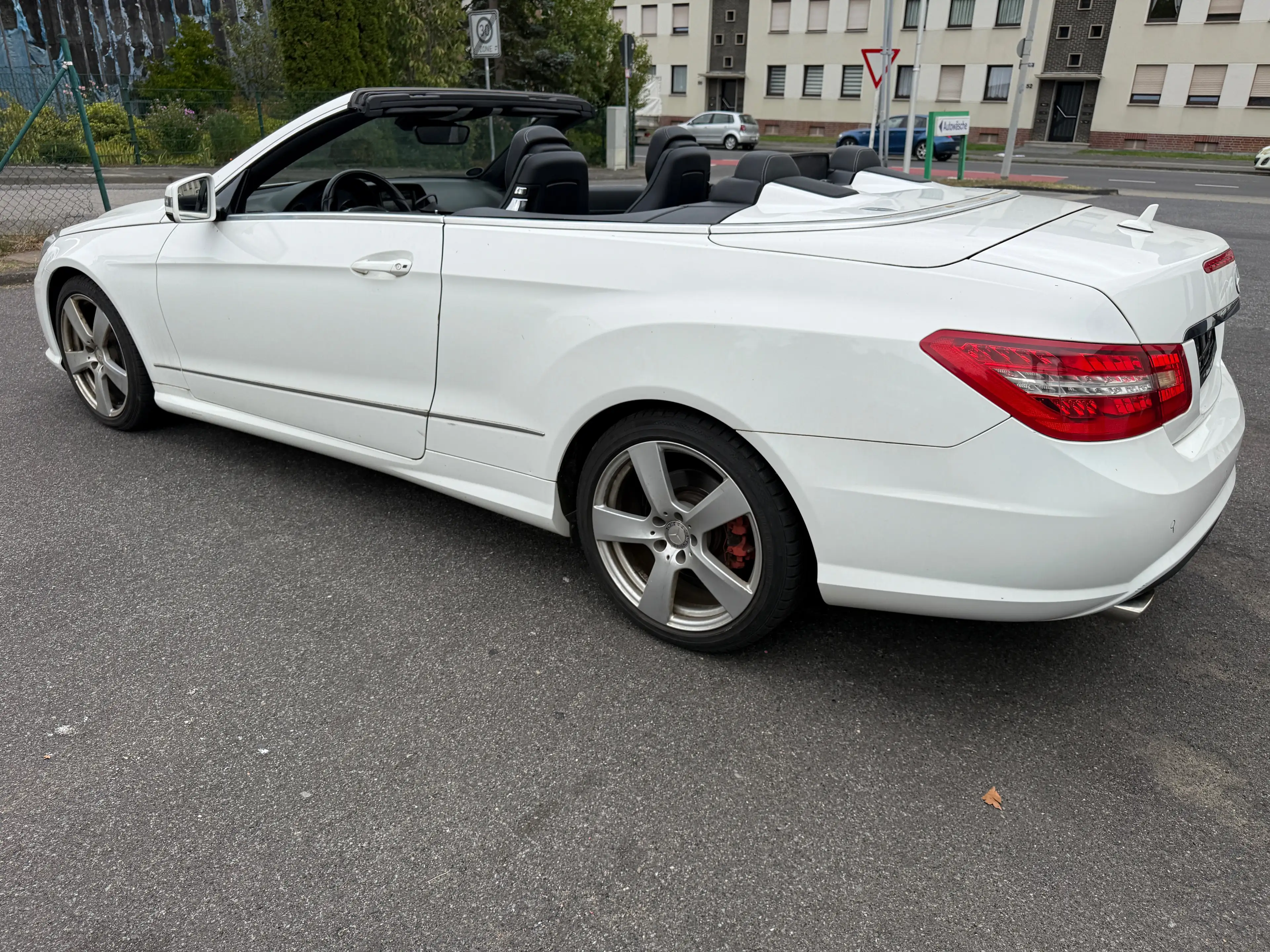 Mercedes-Benz E 350 E 350 CDI BlueEfficiency*Cabrio*Leder — photo 7