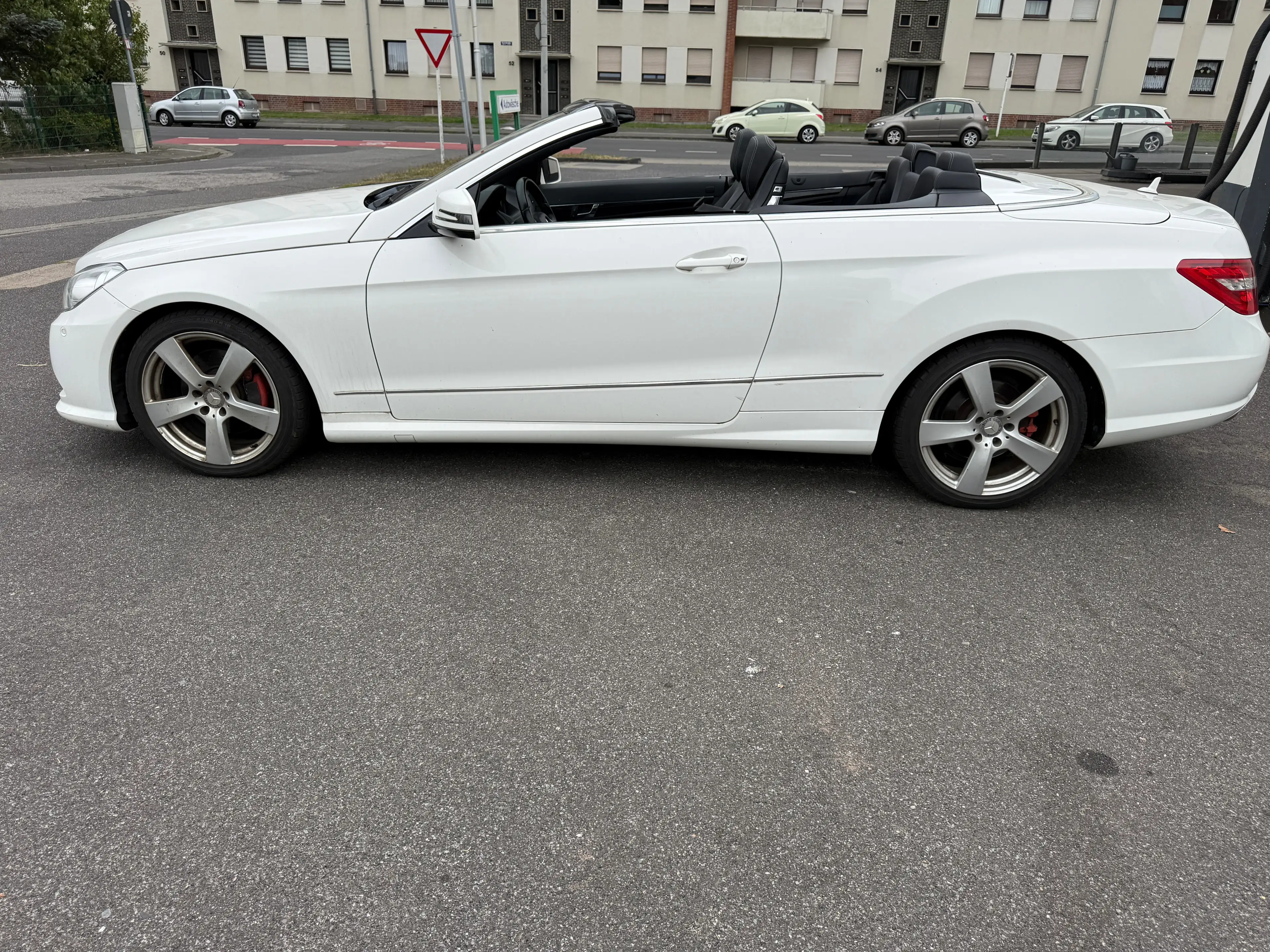 Mercedes-Benz E 350 E 350 CDI BlueEfficiency*Cabrio*Leder — photo 8