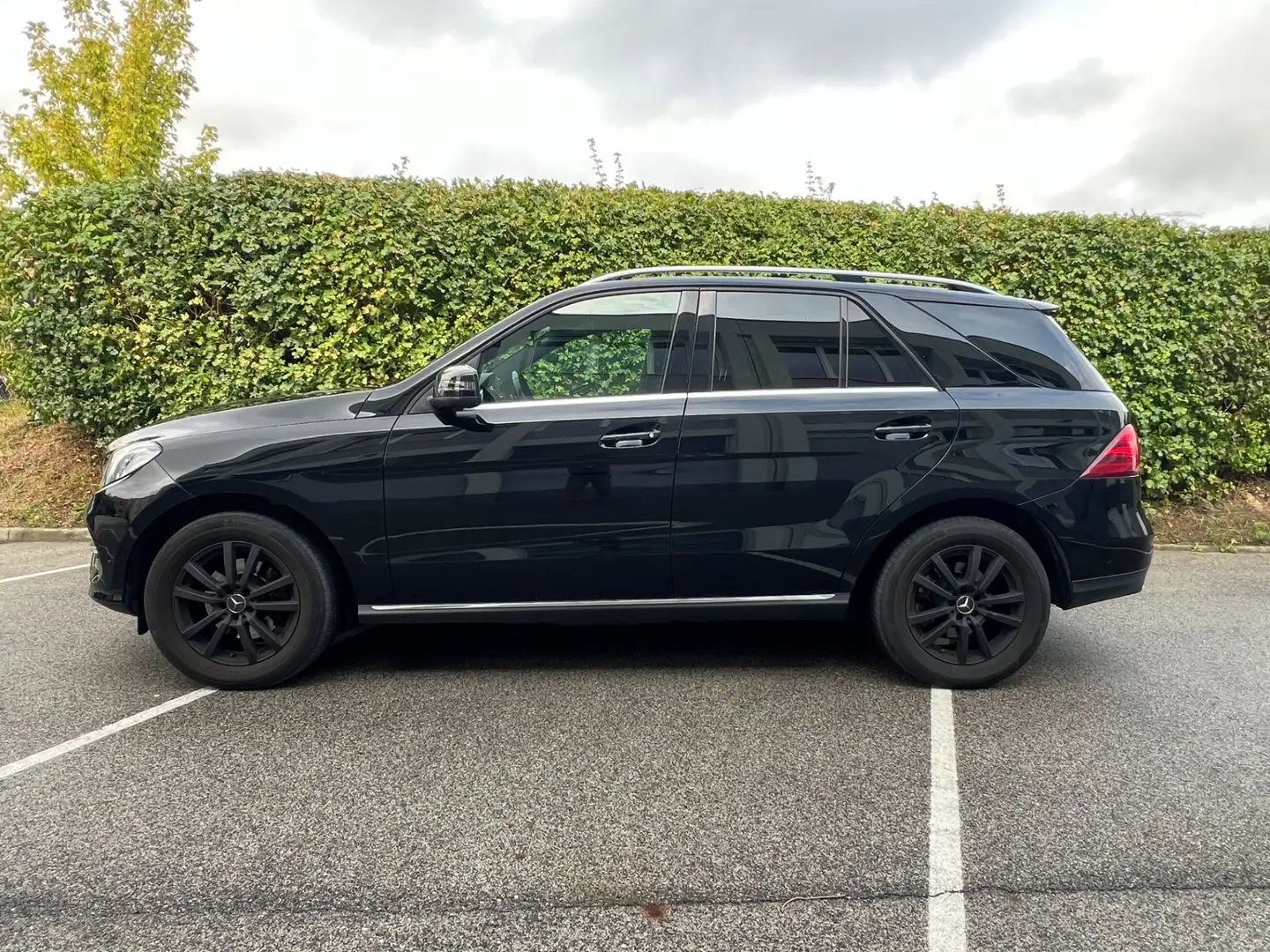 Mercedes-Benz GLE 250 GLE-Klasse 250 d 4Matic Schwarz - 2