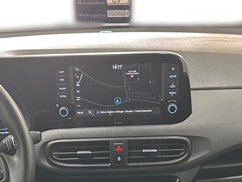 Hyundai i10 Trend 1.2 79 PS Automatik+CAM+SHZ+Klimaautomatik — photo 7