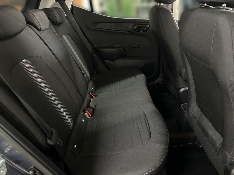 Hyundai i10 Trend 1.2 79 PS Automatik+CAM+SHZ+Klimaautomatik — photo 9