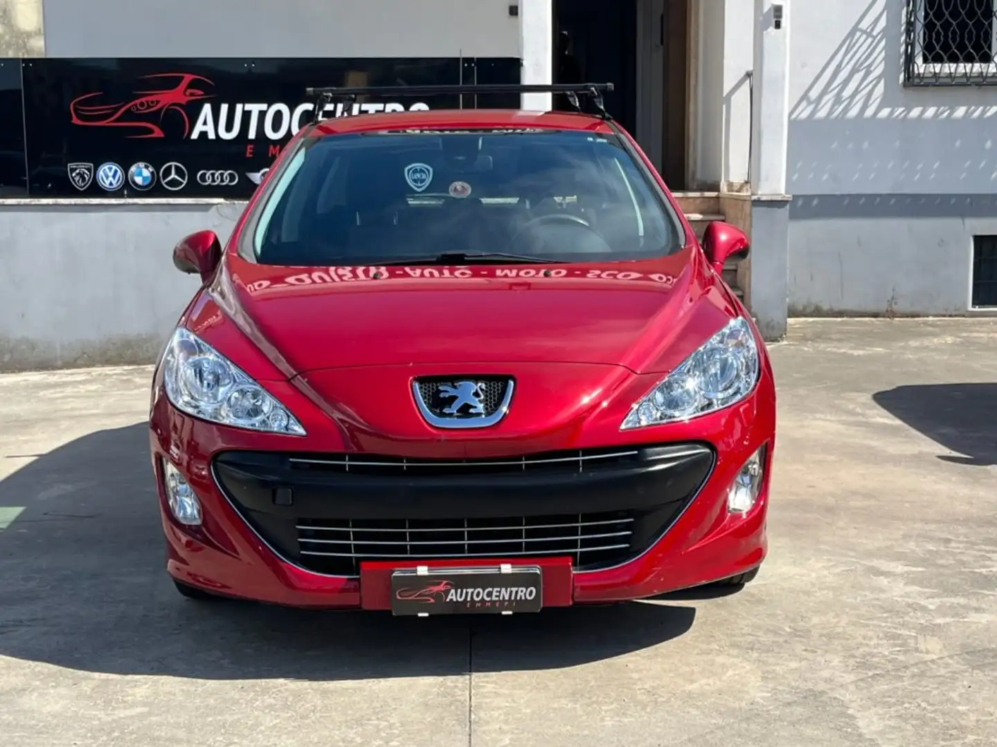 Peugeot 308 1.6 8V HDi 112CV 5p. Sportium Allure Rosso - 2