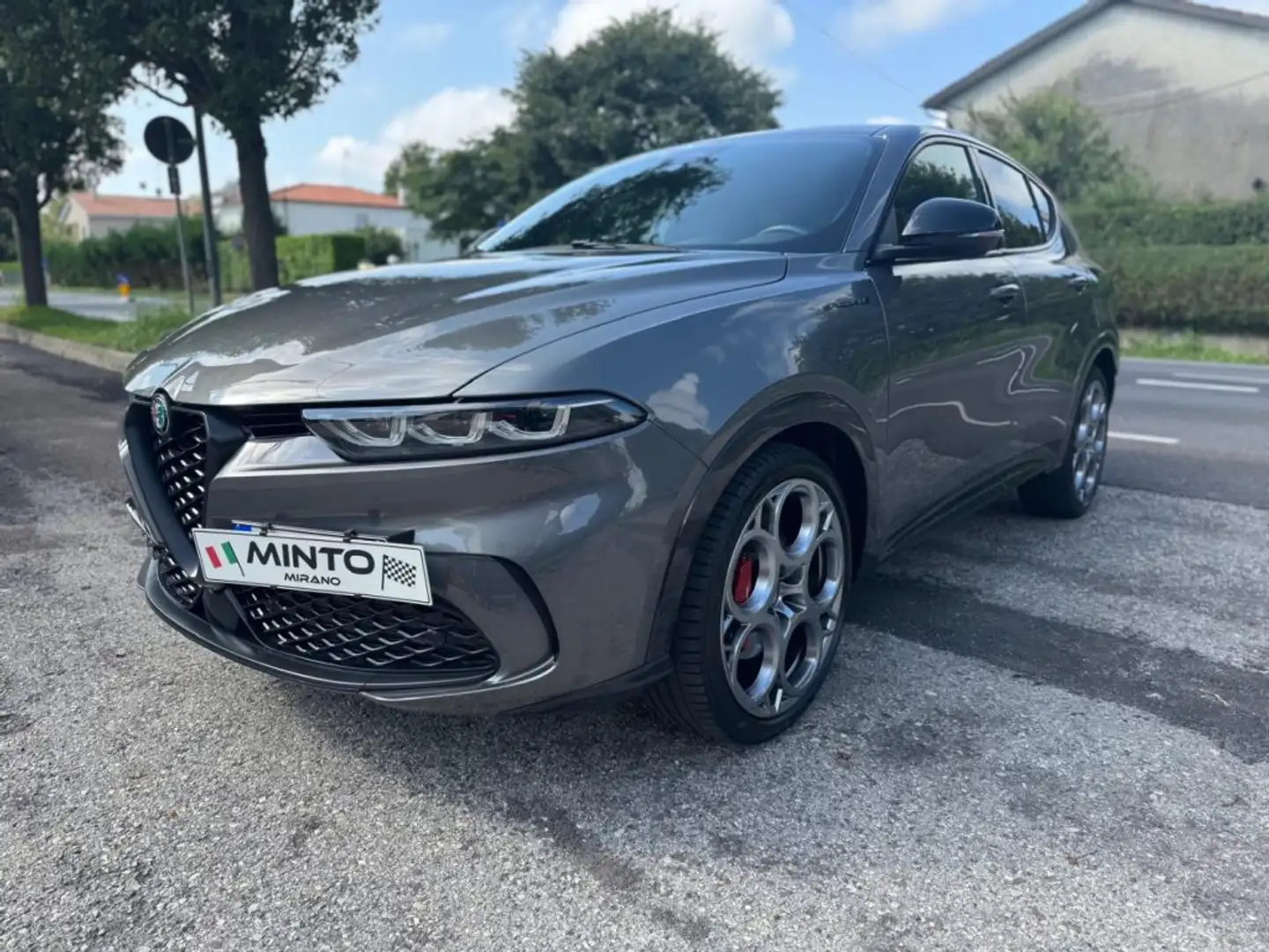 Alfa Romeo Tonale 1.5 130 CV MHEV TCT7 Edizione Speciale Gris - 1