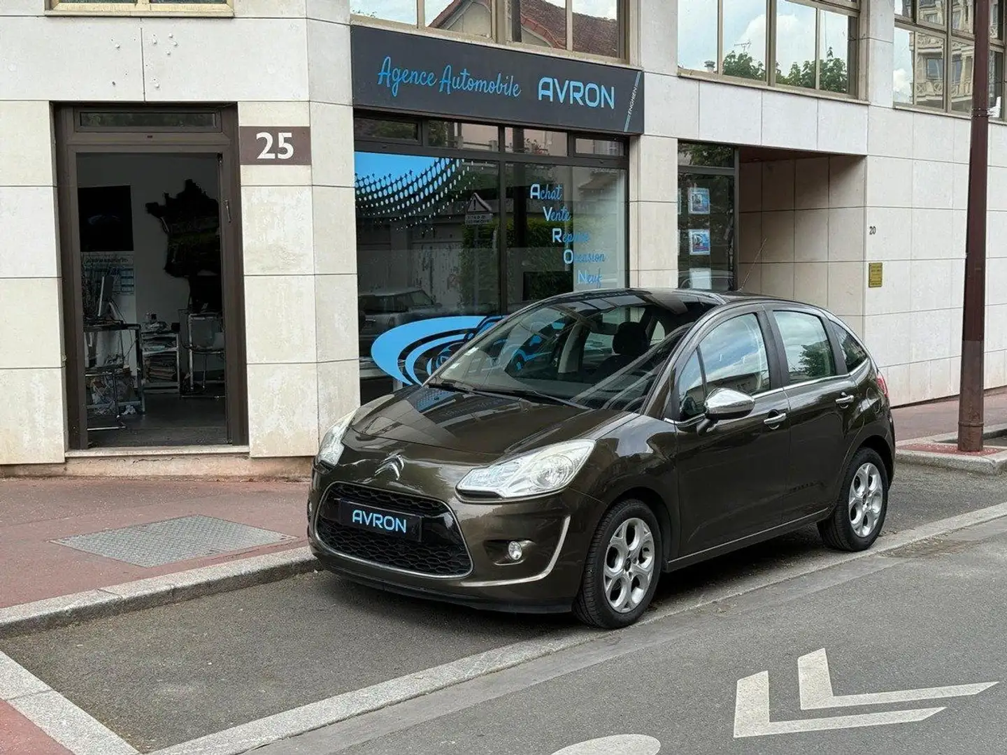 Citroen C3 II 1.2 VTI 82 EXCLUSIVE - 1