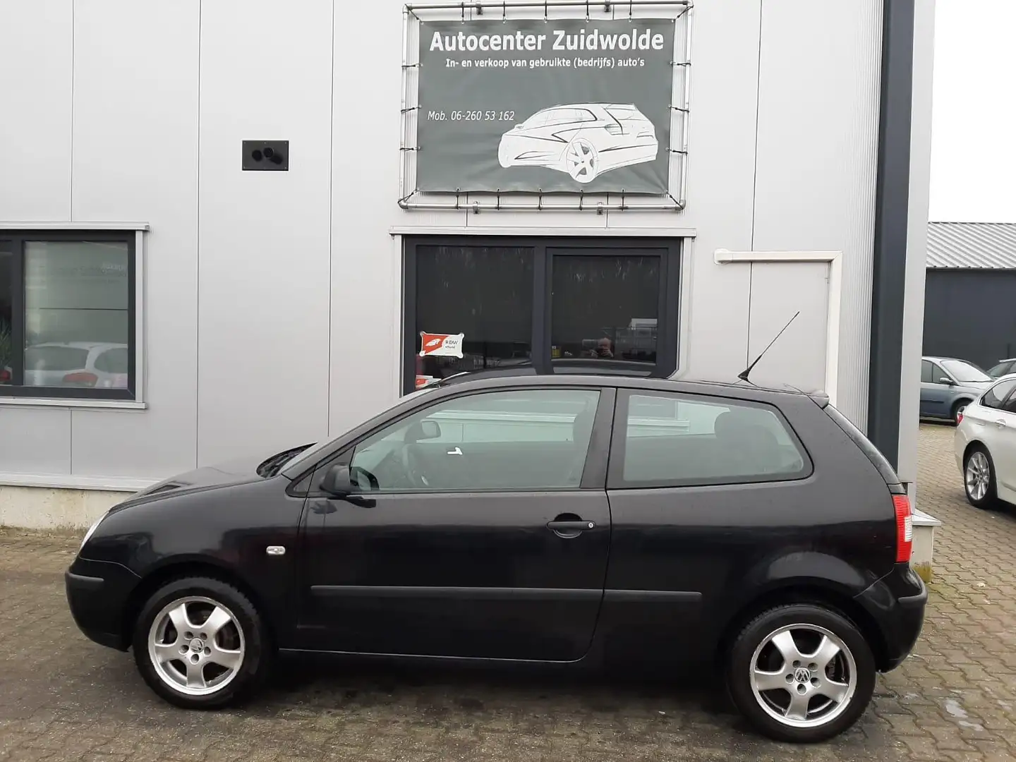 Volkswagen Polo 1.4-16V airco cruise Schwarz - 2