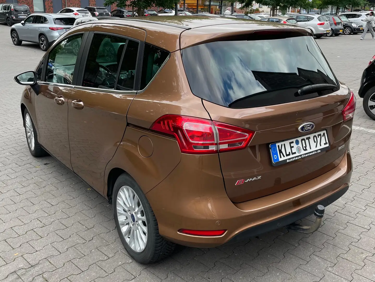 Ford B-Max B-MAX 1.0 EcoBoost Titanium Braun - 2