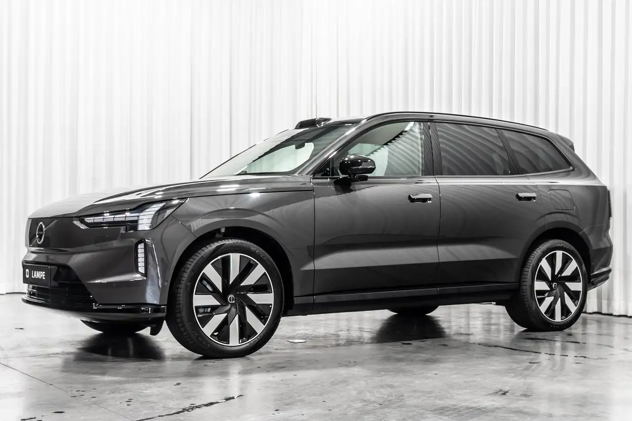 Volvo EX90 2026