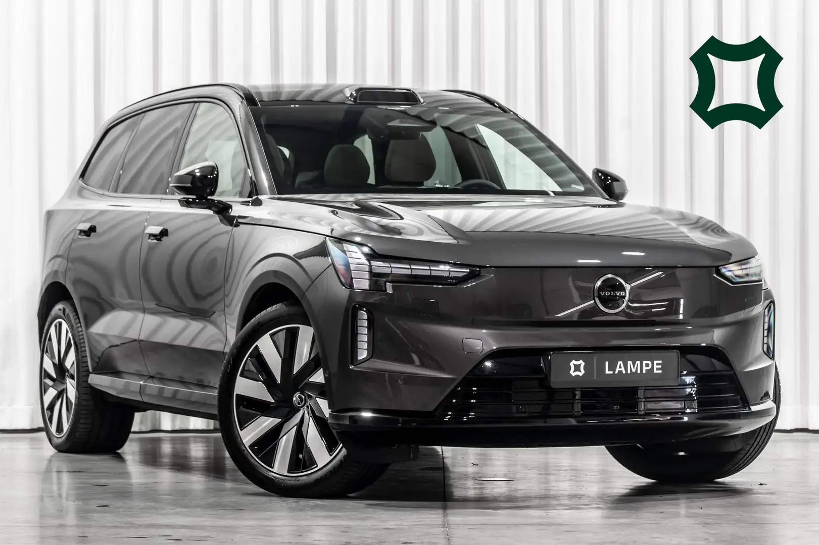 VOLVO Ex90