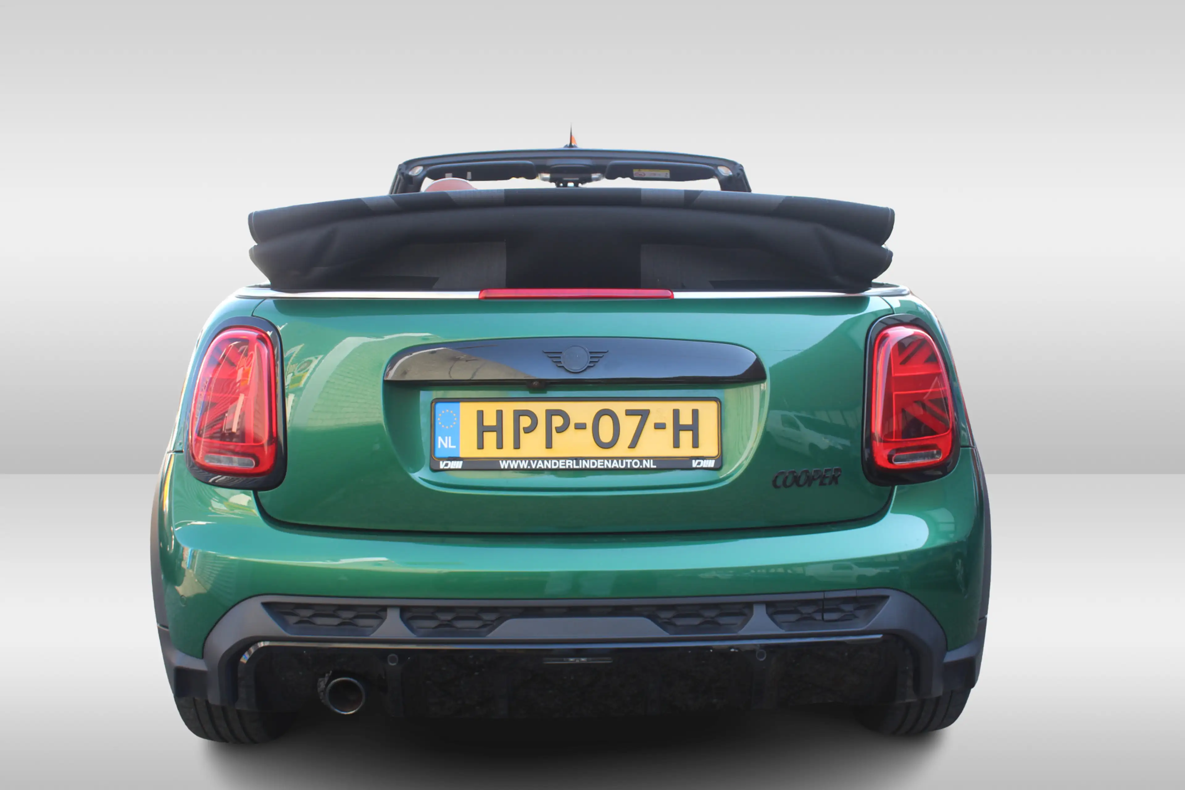 MINI Cooper Cabrio 1.5 John Cooper Works l Britisch racing green l Ch — photo 5