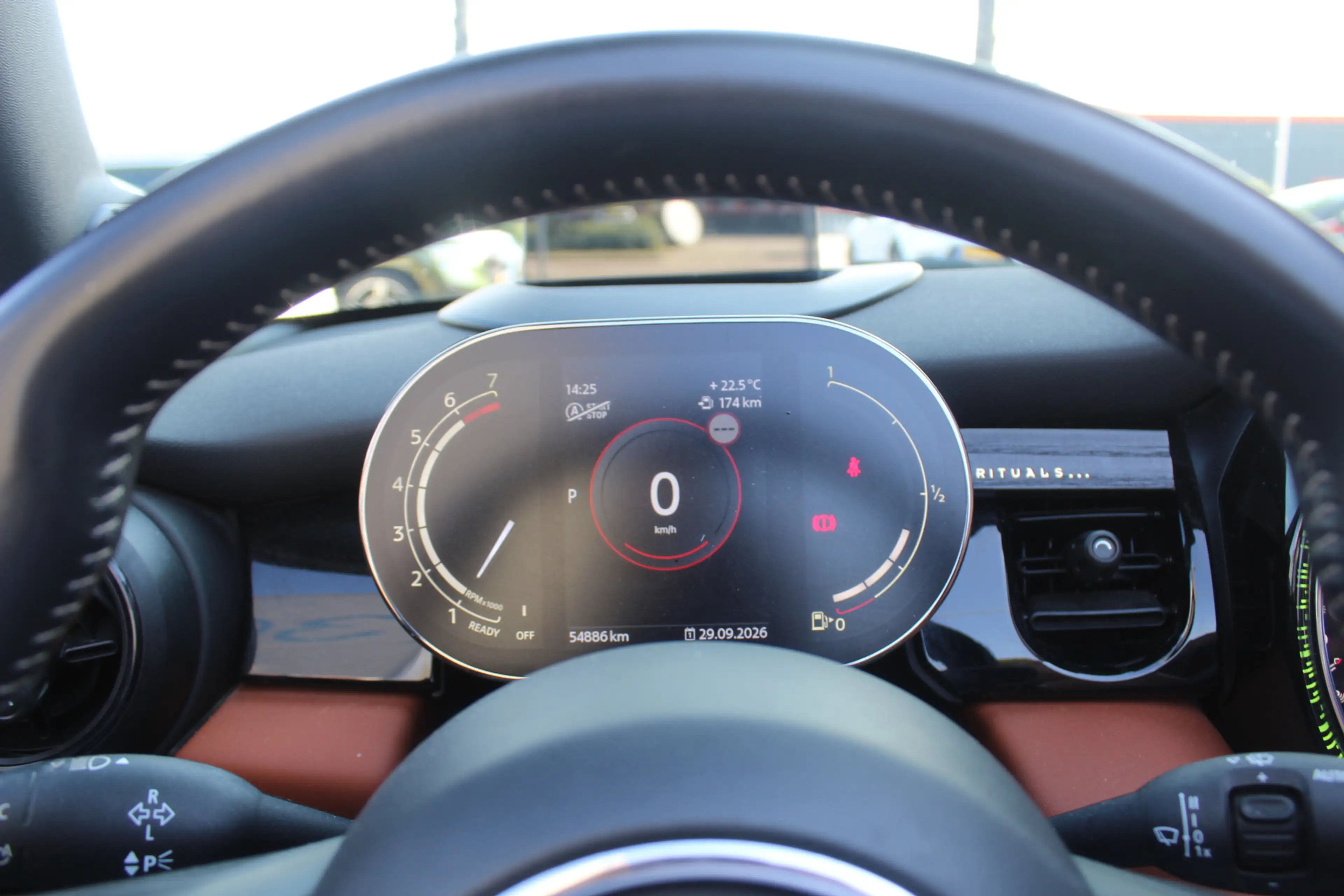 MINI Cooper Cabrio 1.5 John Cooper Works l Britisch racing green l Ch — photo 11