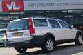 Volvo V70 Cross Country 2.4 T Comfort Line | Zo Mee | READ T Grey - thumbnail 2