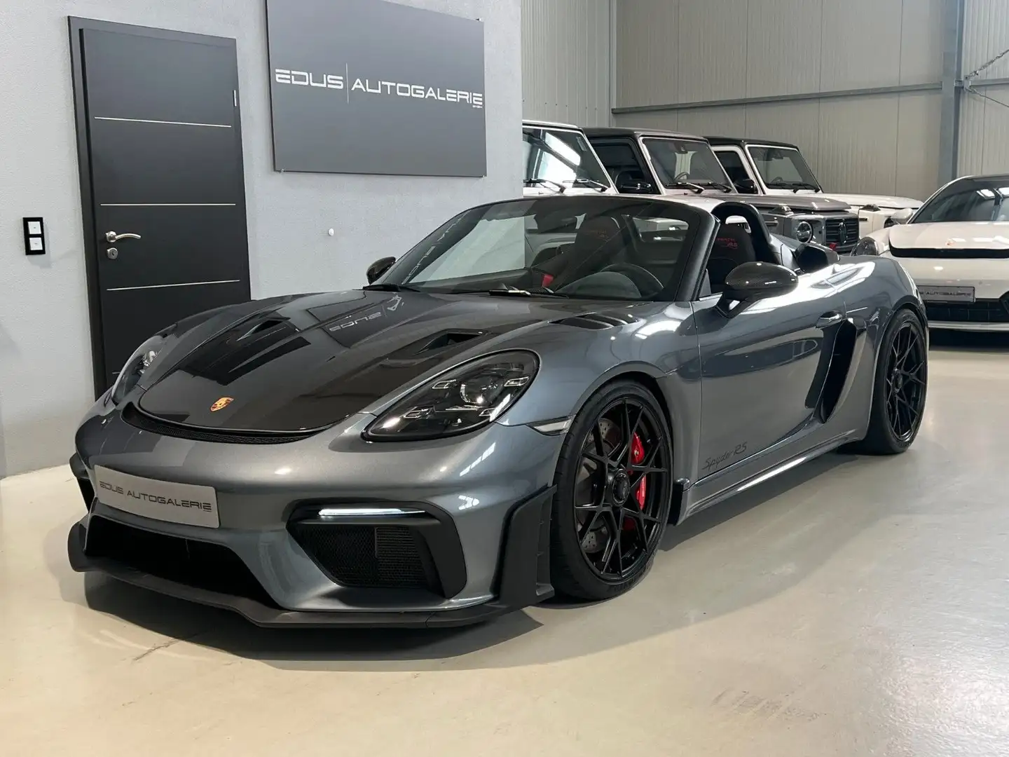 Porsche Boxster 718 Boxster Spyder RS Weissach Bose Lift LED Grijs - 1