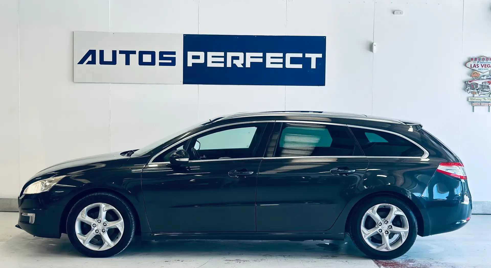 Peugeot 508 SW 1.6 HDi Access TOIT PANO NAVI CLIM AT REMORQUE Negro - 2