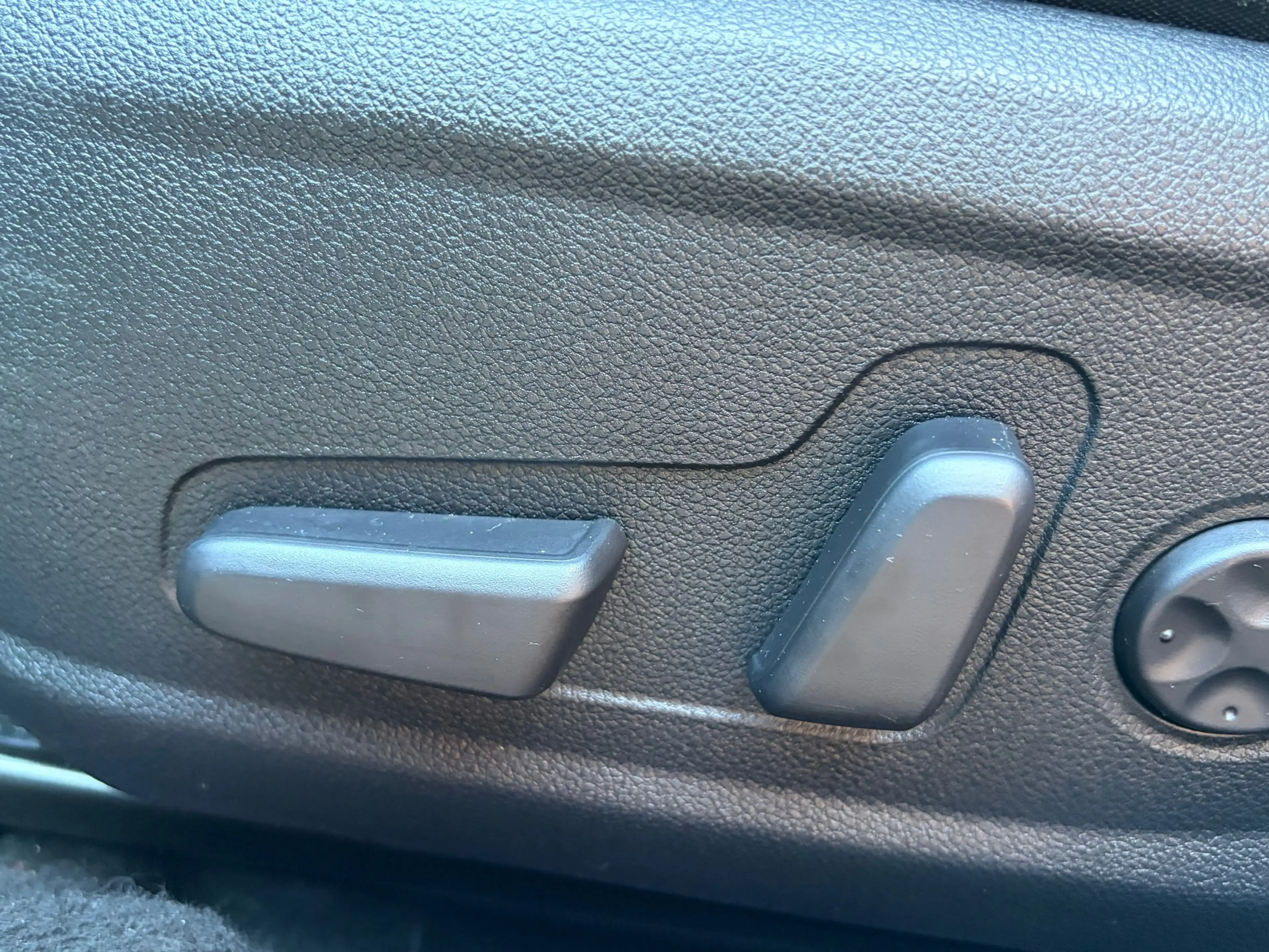 Kia Optima Sportswagon 2.0 GDI PHEV ExecutiveLine Pano Adap.C — photo 30