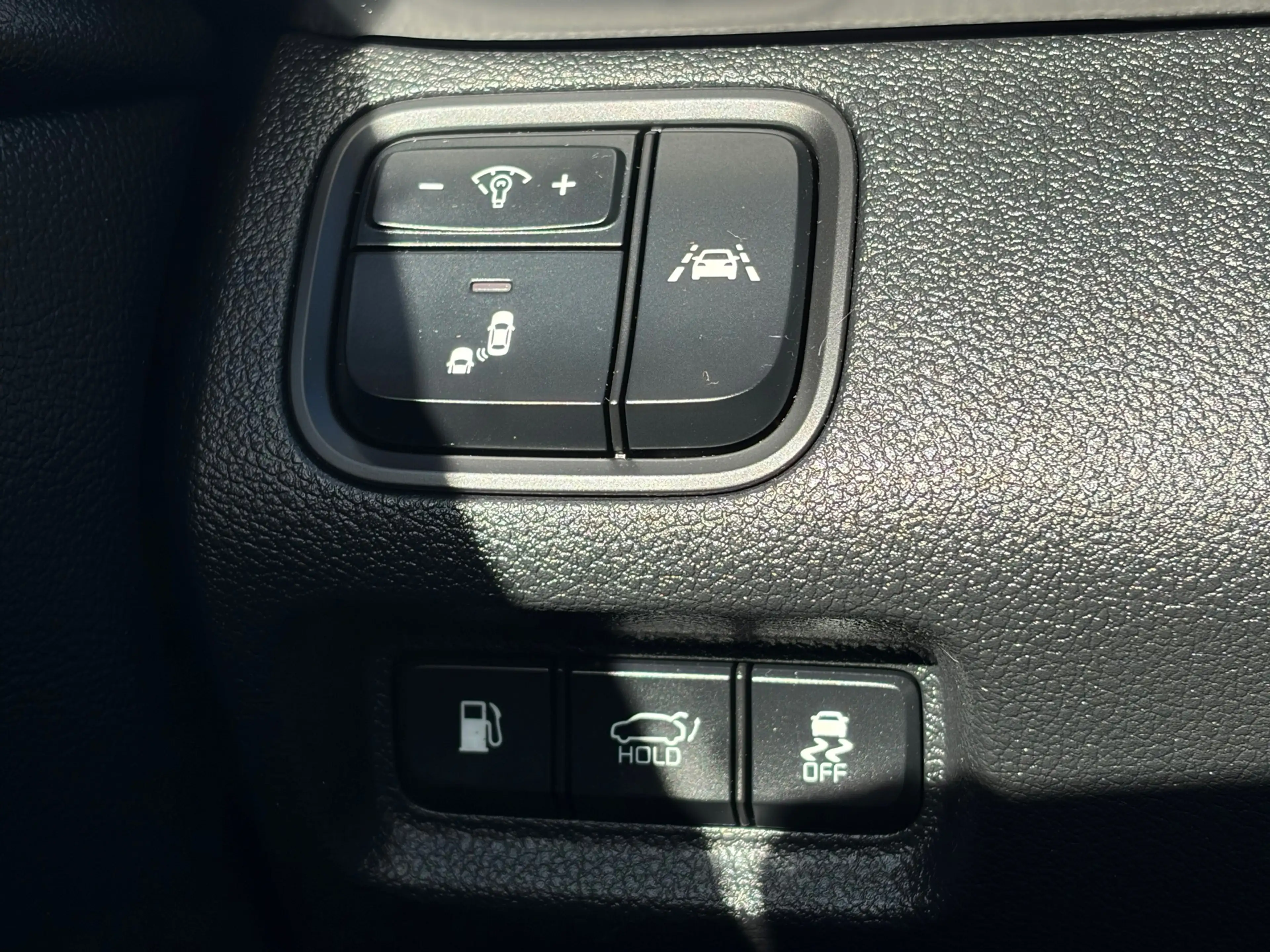 Kia Optima Sportswagon 2.0 GDI PHEV ExecutiveLine Pano Adap.C — photo 33