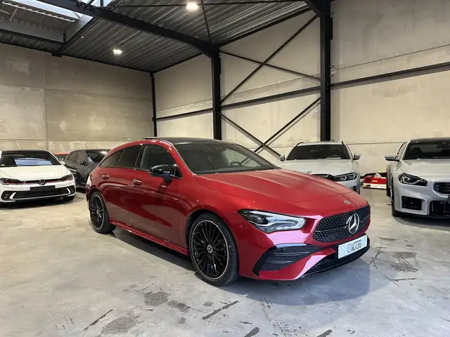 Mercedes-Benz CLA 200 Facelift Model*Shooting Brake AMG Line*PANO*