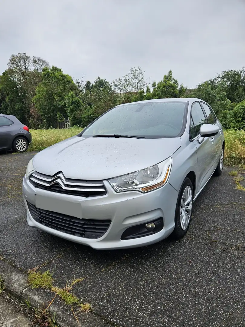 Citroen C4 HDi 90 Confort - 1