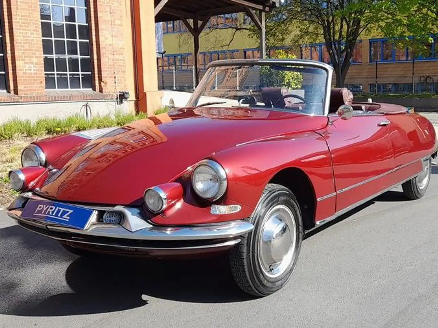 Citroen DS DS 19 Chapron Roşu - 1