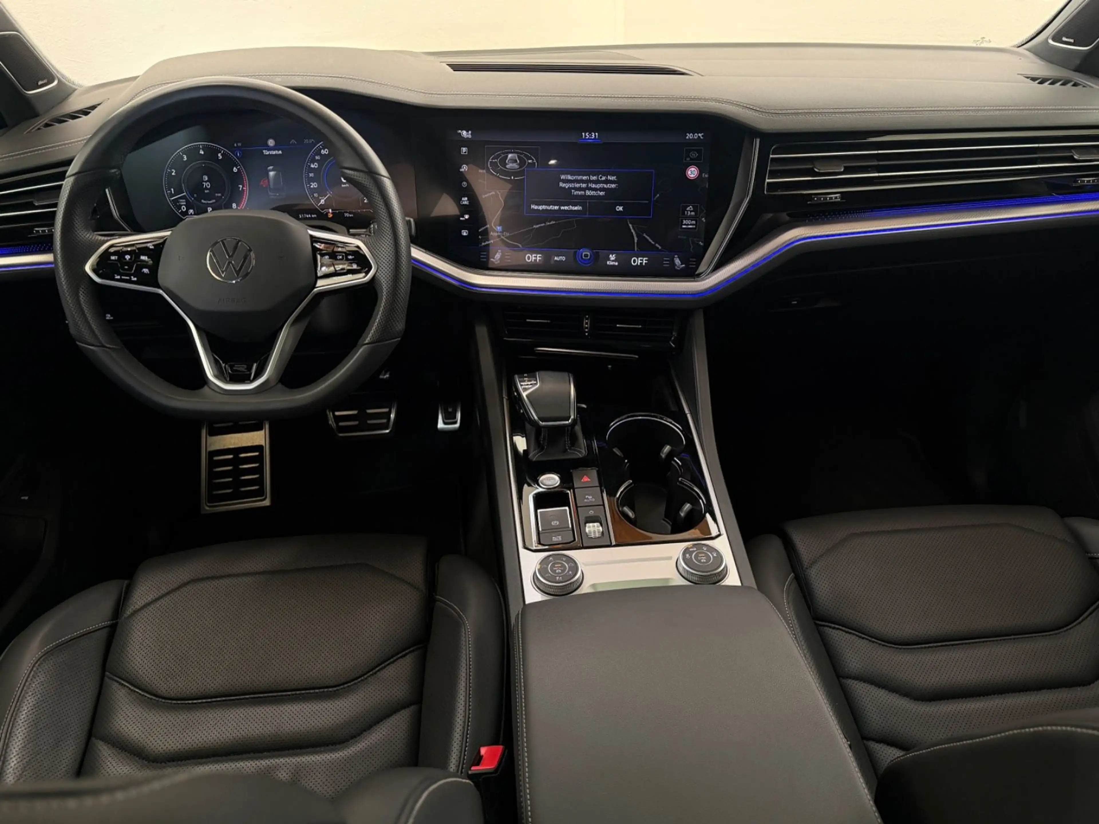 Volkswagen Touareg R-Line 4M/LUFT/ALLR/PANO/BLACK/AHK/STHZG — photo 11
