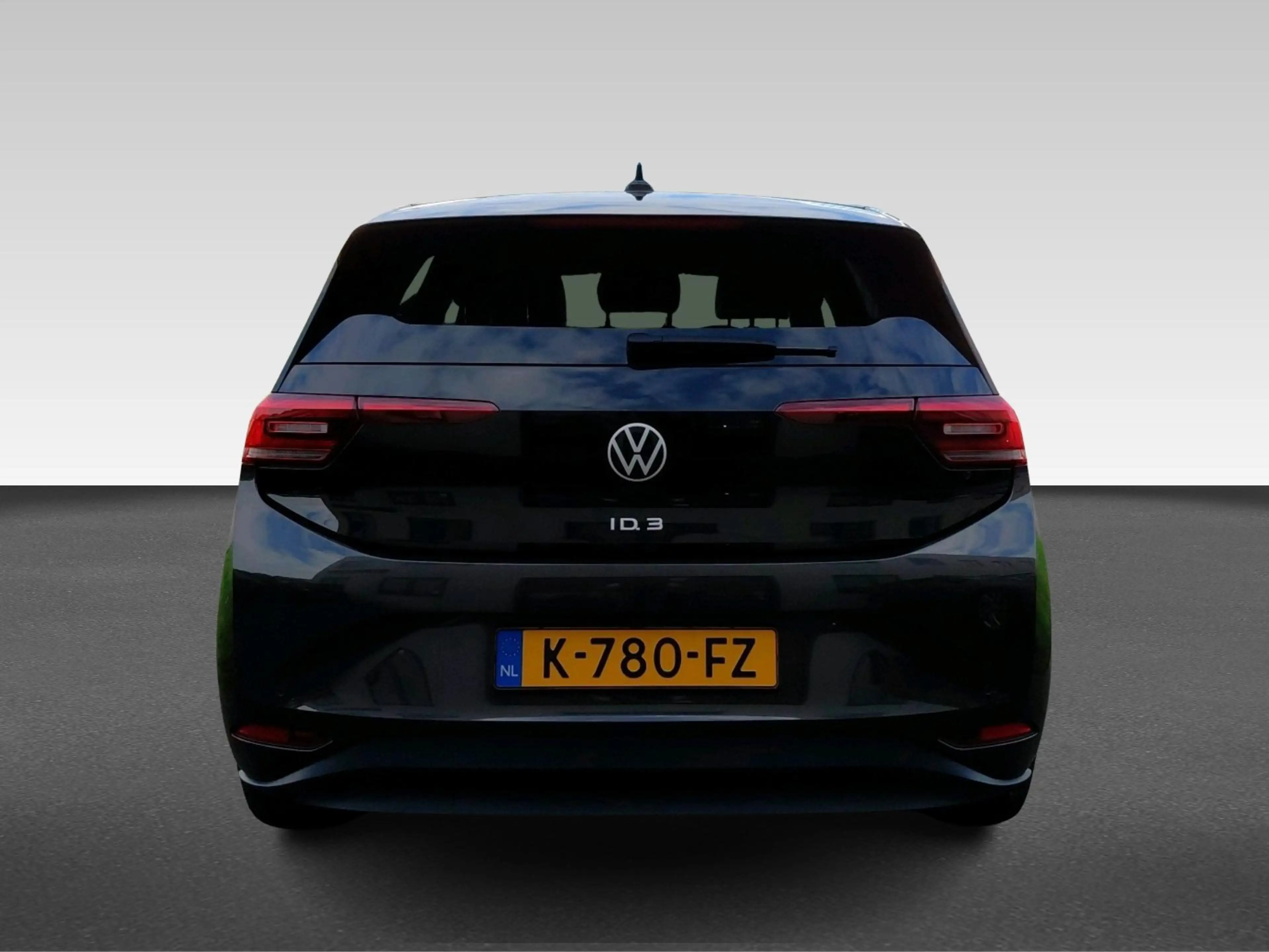 Volkswagen ID.3 First Plus 58 kWh — photo 10