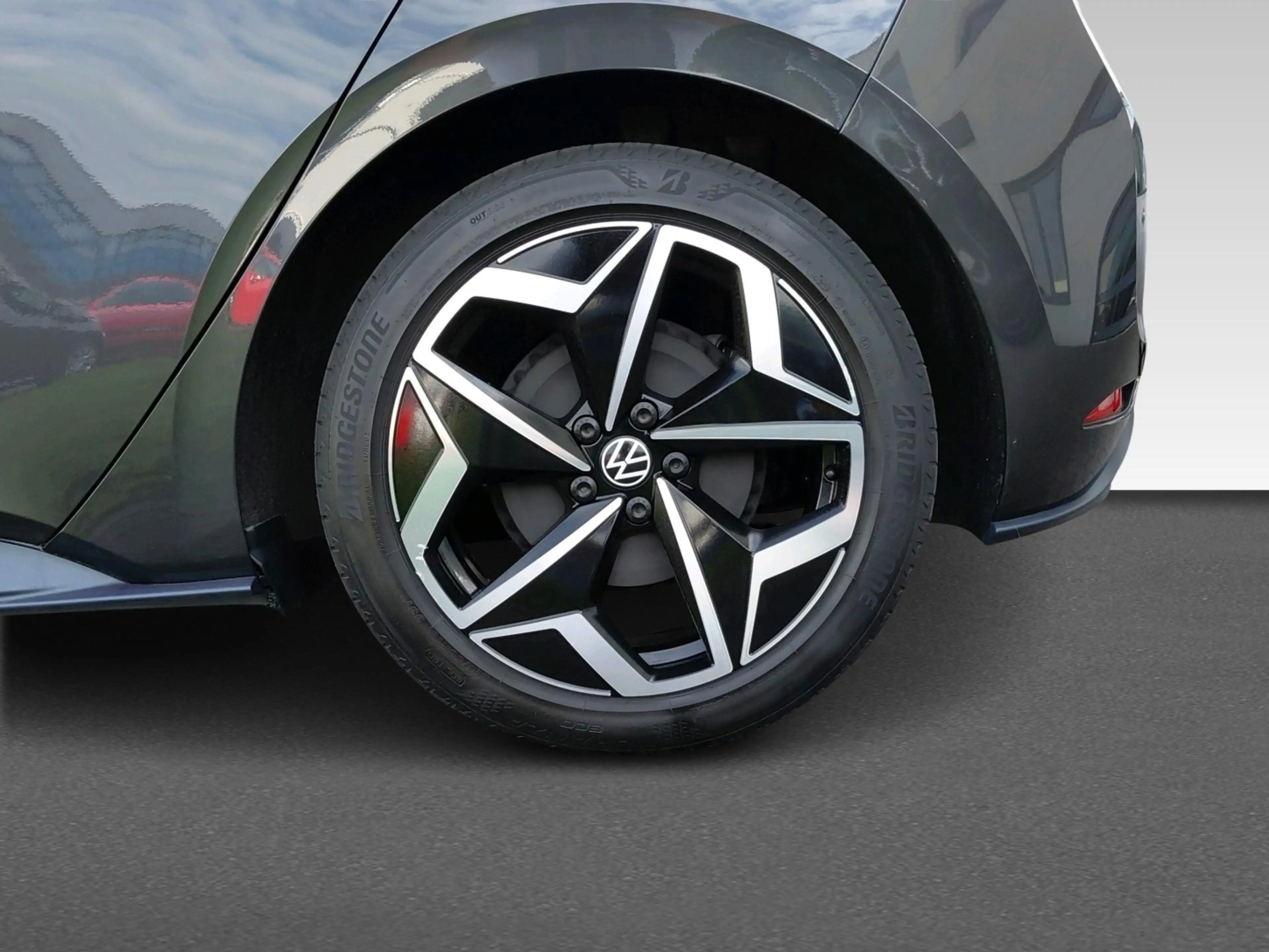 Volkswagen ID.3 First Plus 58 kWh — photo 11